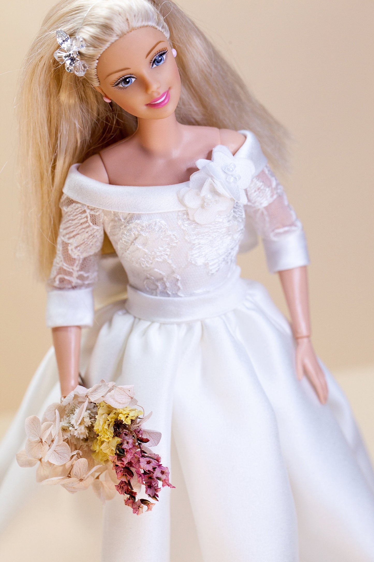 PDF Digital Pattern bridal dress, ball gown dress for BB & Integrity toys dolls. VIDEO tutorial.