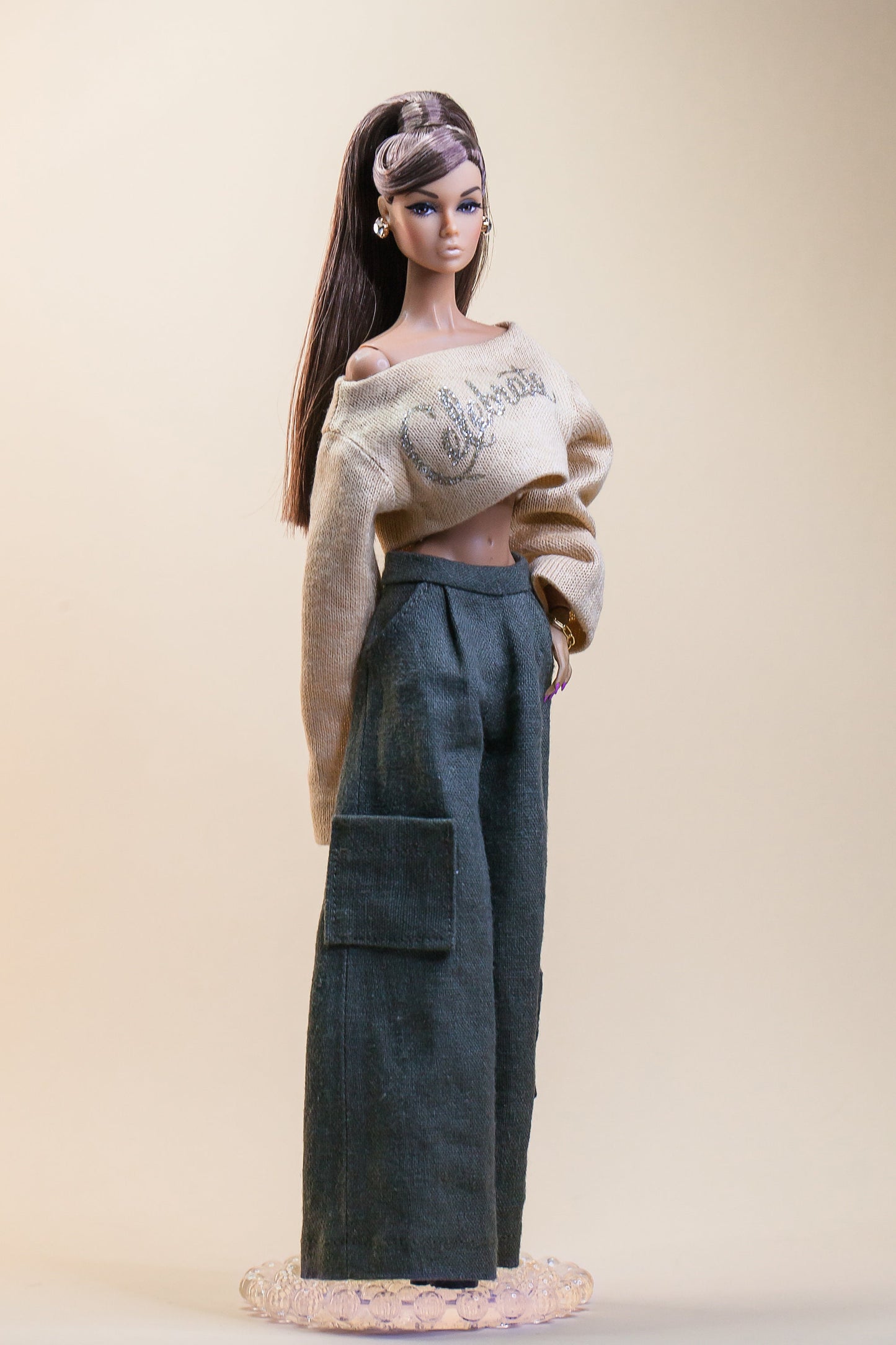 PDF Digital Pattern wide leg trousers for Fashion Royalty Nu Face Integrity toys and BB dolls. VIDEO tutorial.