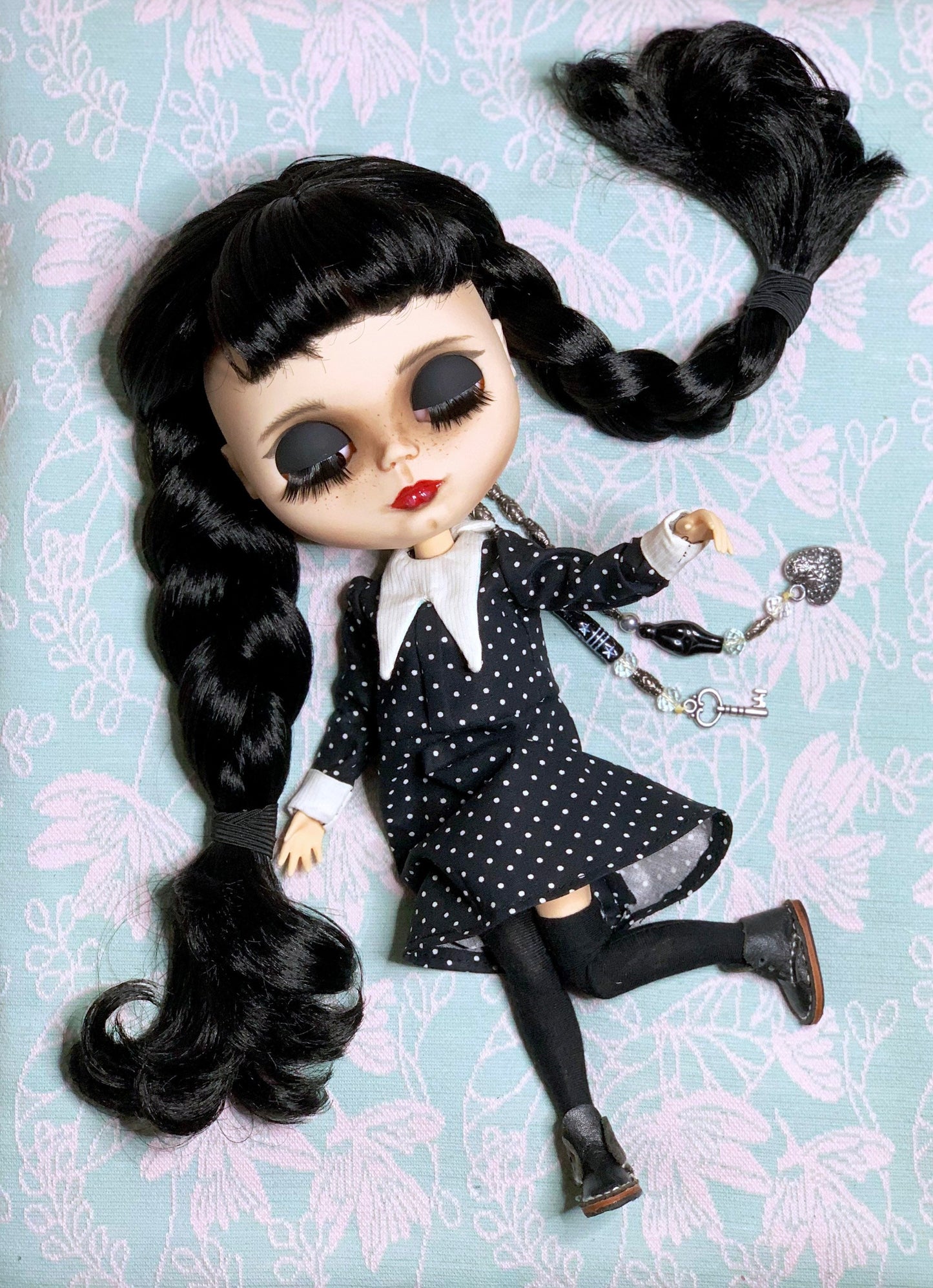 Black Wednesday Dress for Blythe Doll 1/6 Doll Dress with Collar. Clothes for Dolls