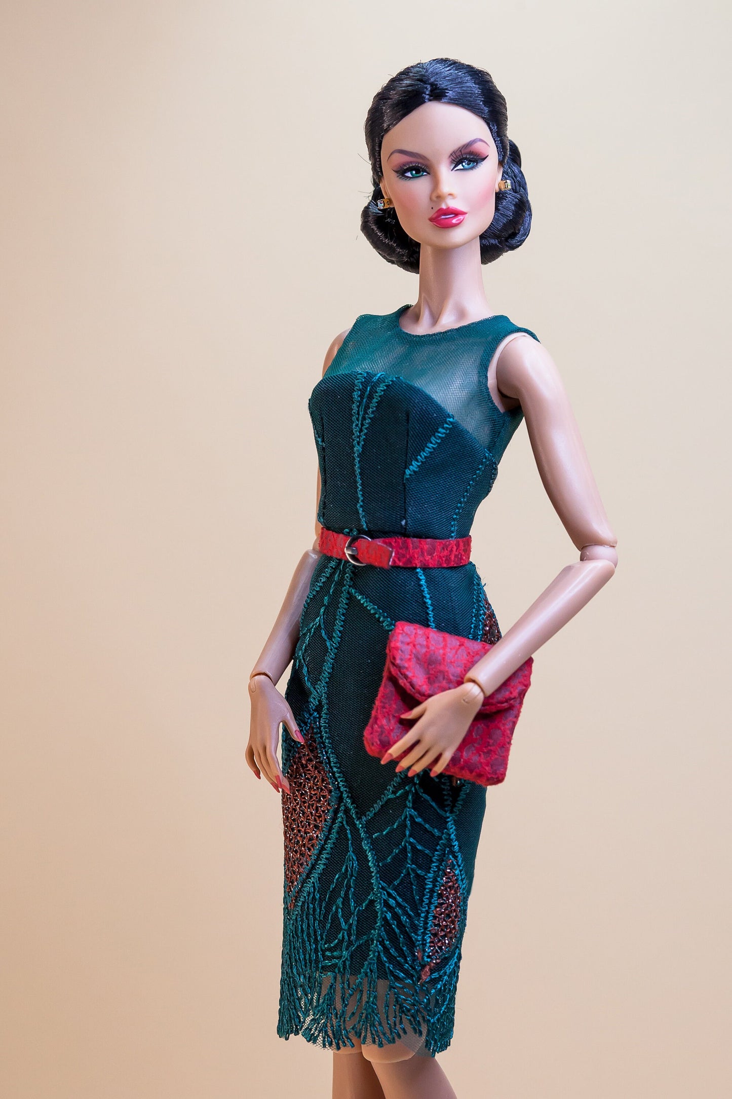 PDF Digital Pattern etui dress and wide skirt dress for BB & Integrity toys dolls. VIDEO tutorial.