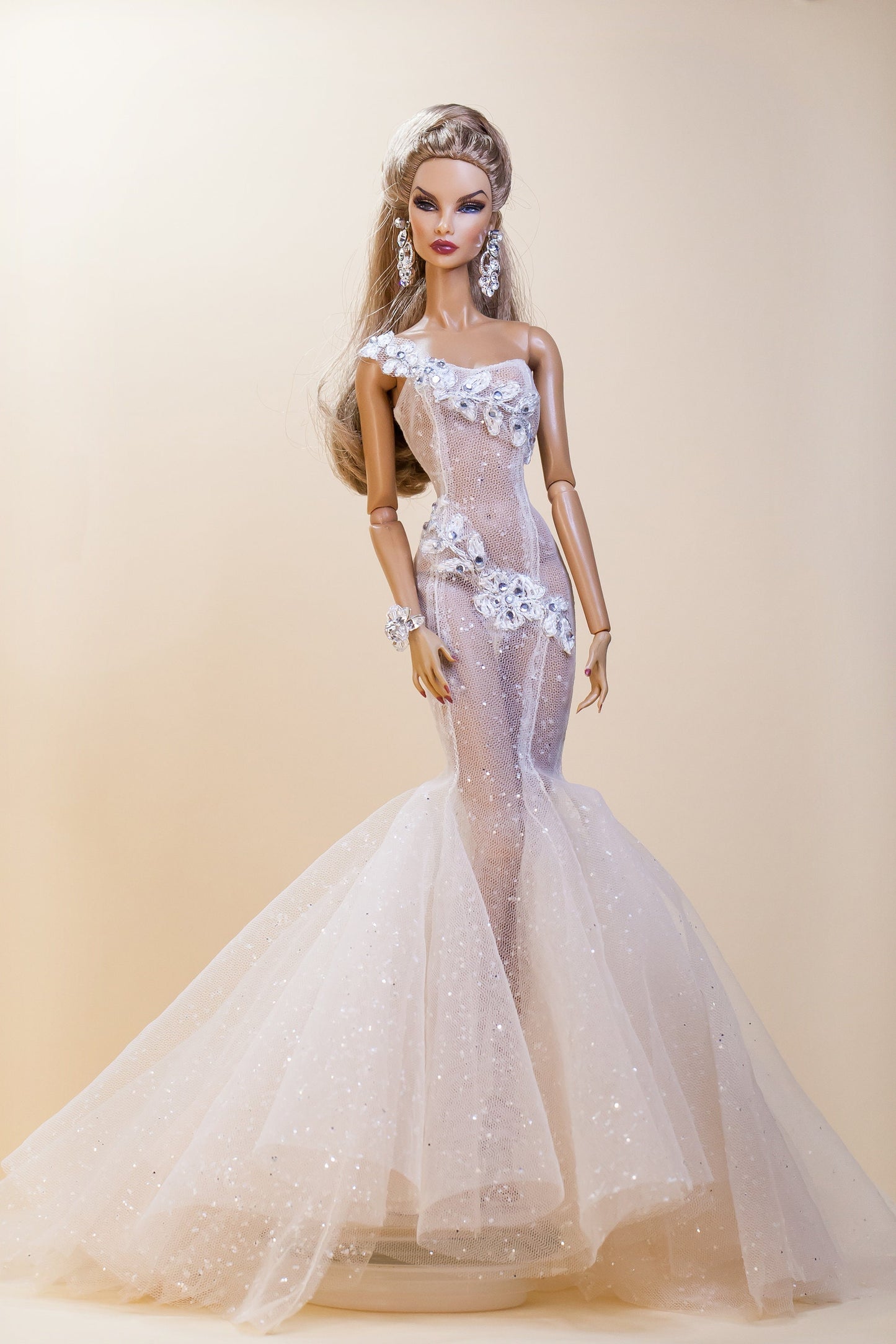 PDF Digital Pattern fishtail dress for Fashion Royalty Nu Face doll Integrity toys. VIDEO tutorial.