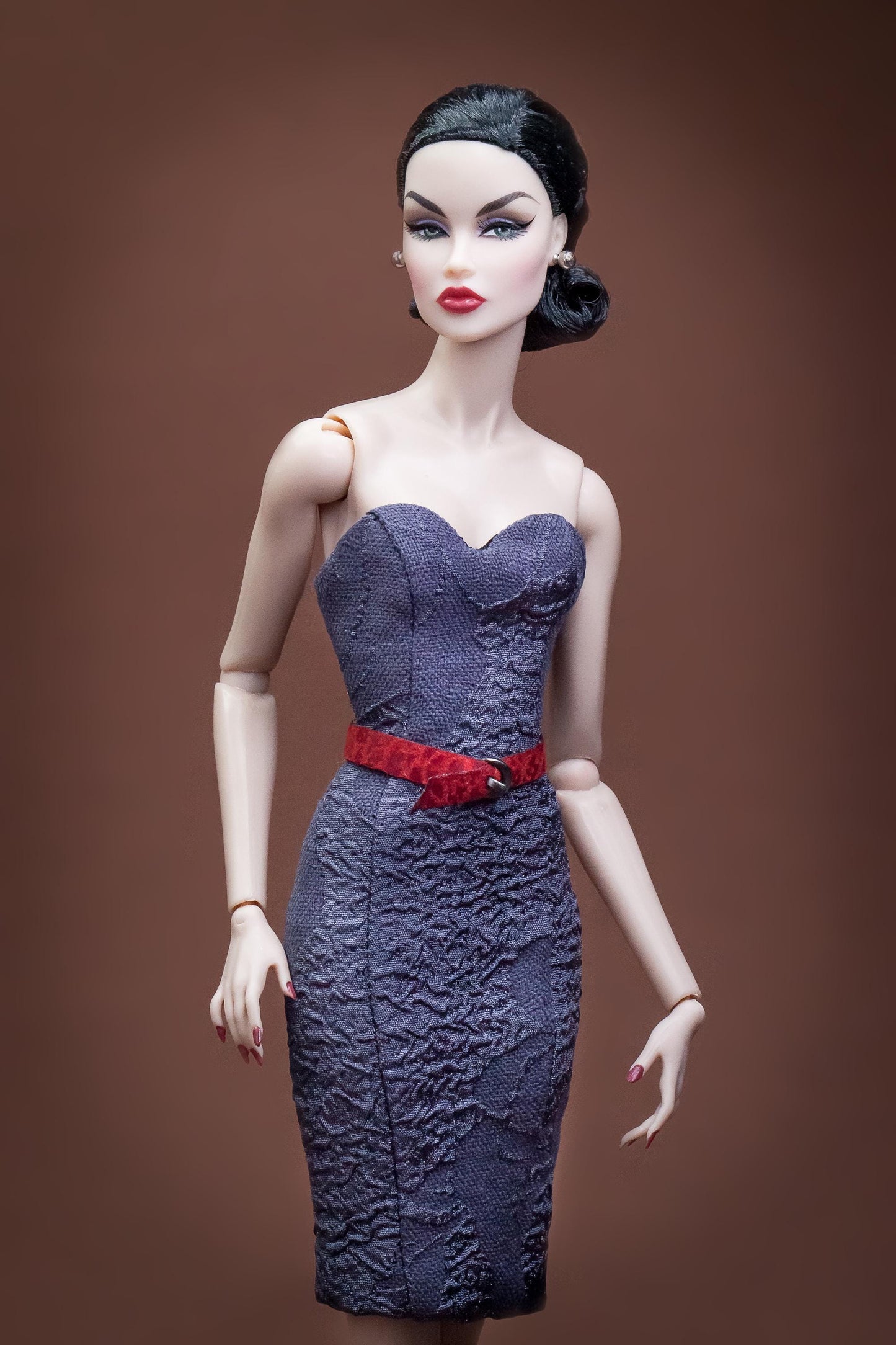 PDF Digital Pattern Etui dress for Fashion Royalty Nu Face BB MTM dolls Integrity toys. Video tutorial.