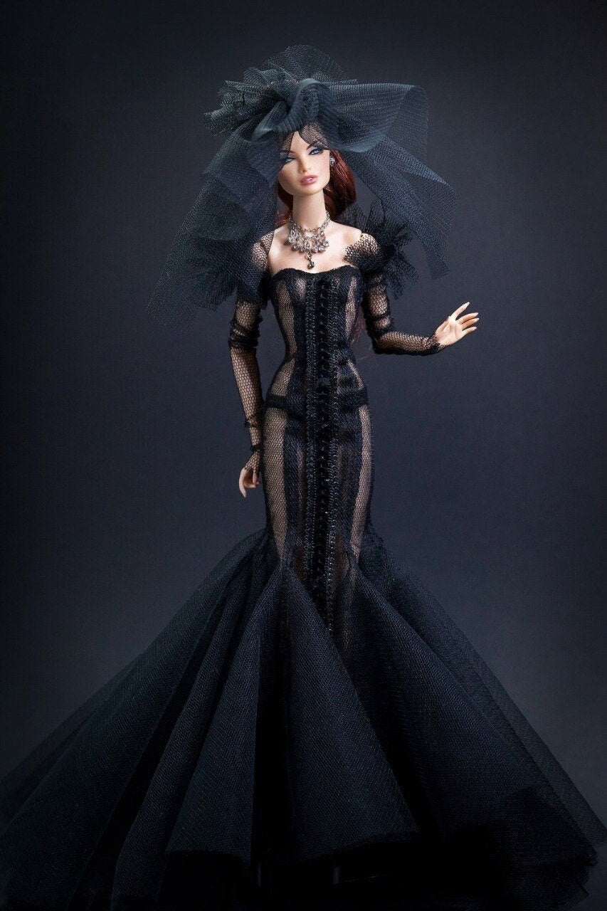 Black evening dress for Integrity toys Fashion Royalty Nu Face Poppy Parker dolls.