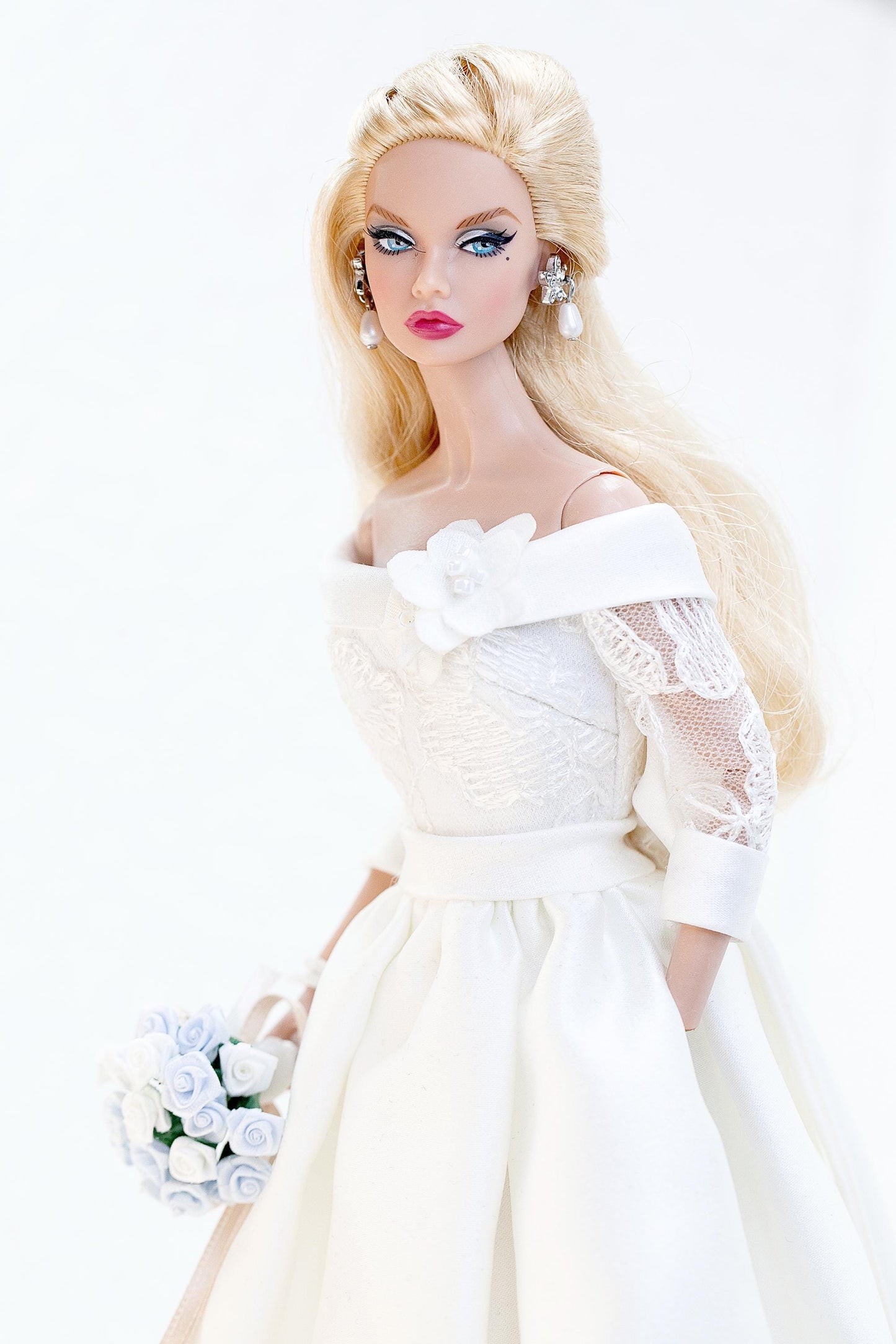 Wedding dress for Integrity toys Fashion Royalty Nu Face Poppy Parker 12 inch fashion dolls.