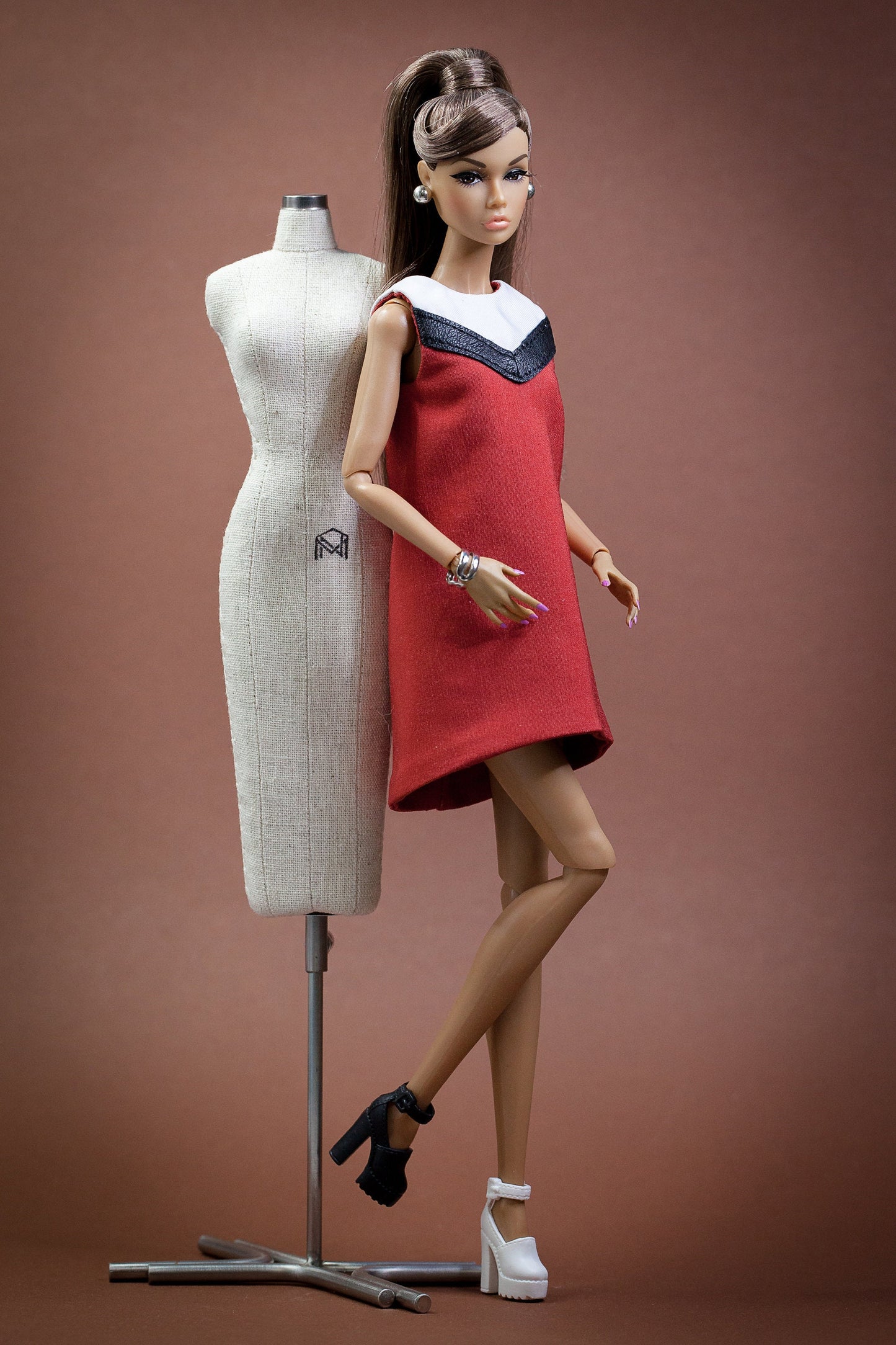 PDF Digital Pattern retro dress for BB Fashion Royalty Nu Face Poppy Parker Tulabelle dolls.