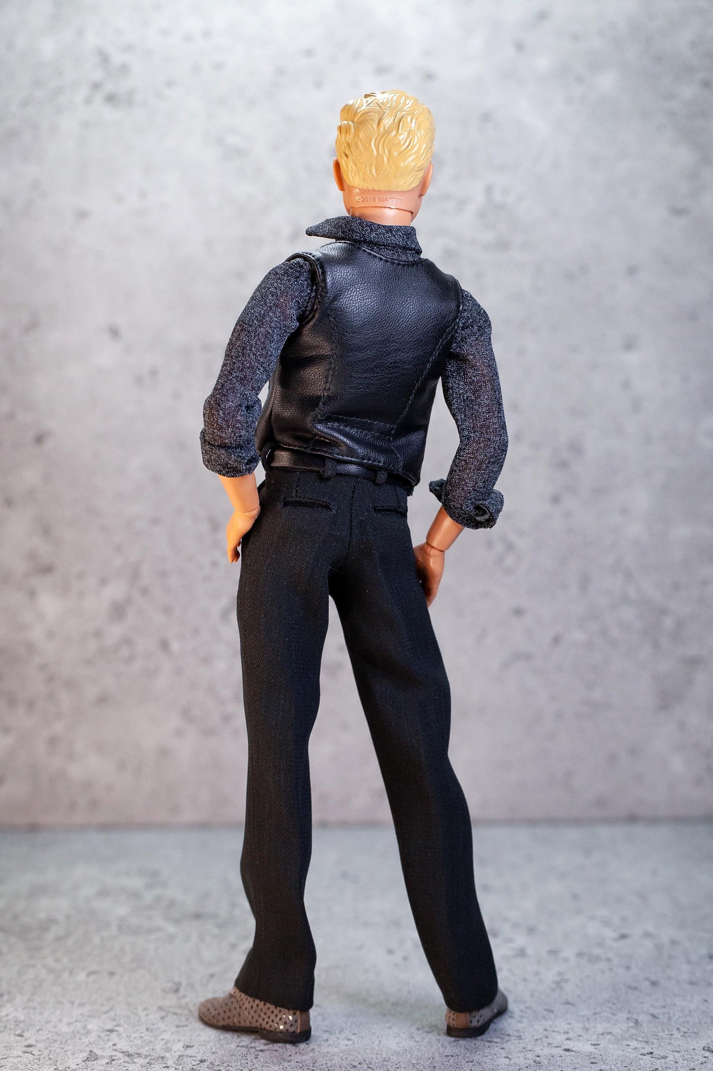 PDF Digital Pattern casual shirt for 1:6 12" male MTM fashion doll. Video tutorial.