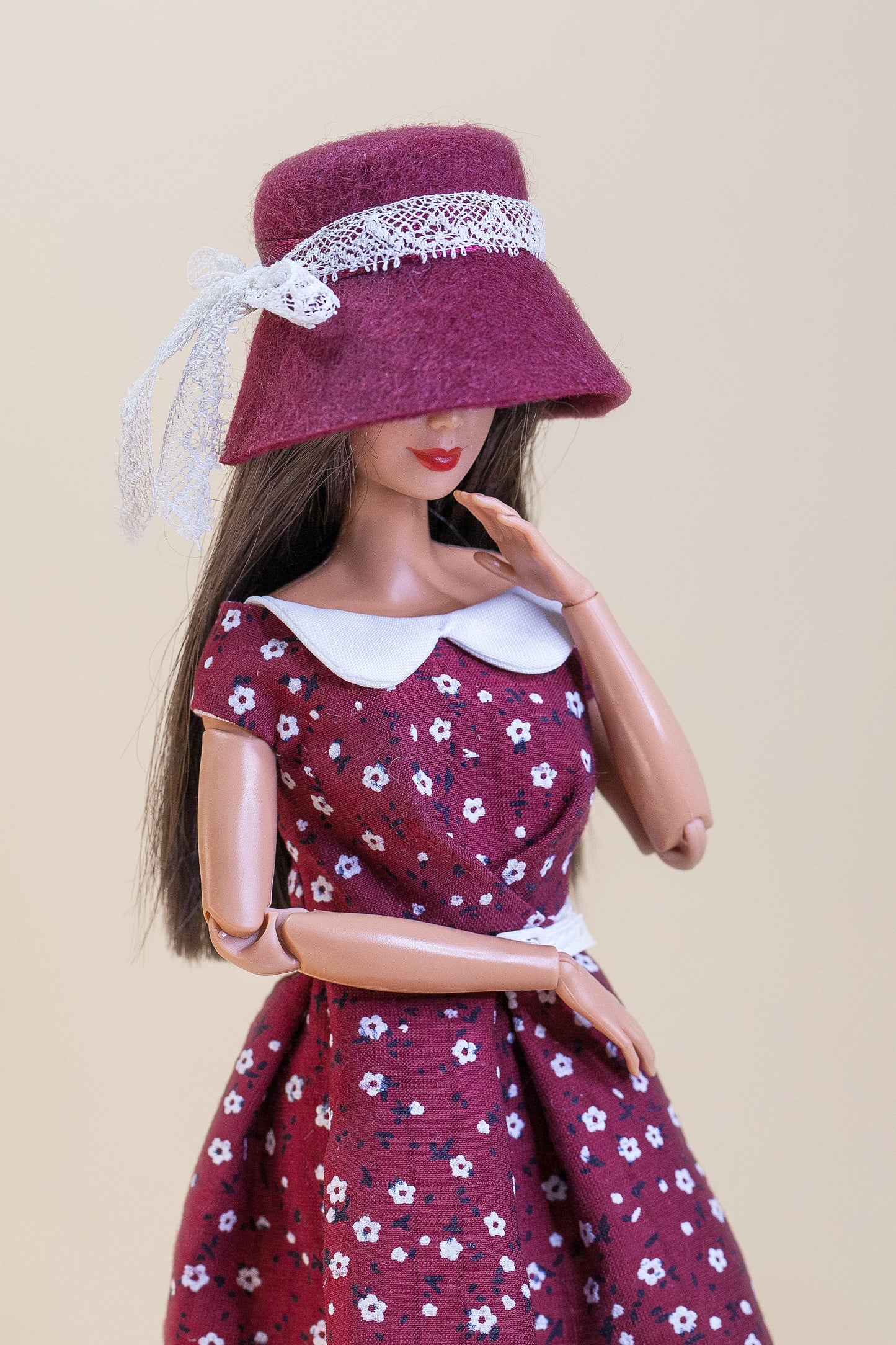 PDF Digital Pattern felt hat for BB, BBMTM 30 cm dolls. Video making tutorial.