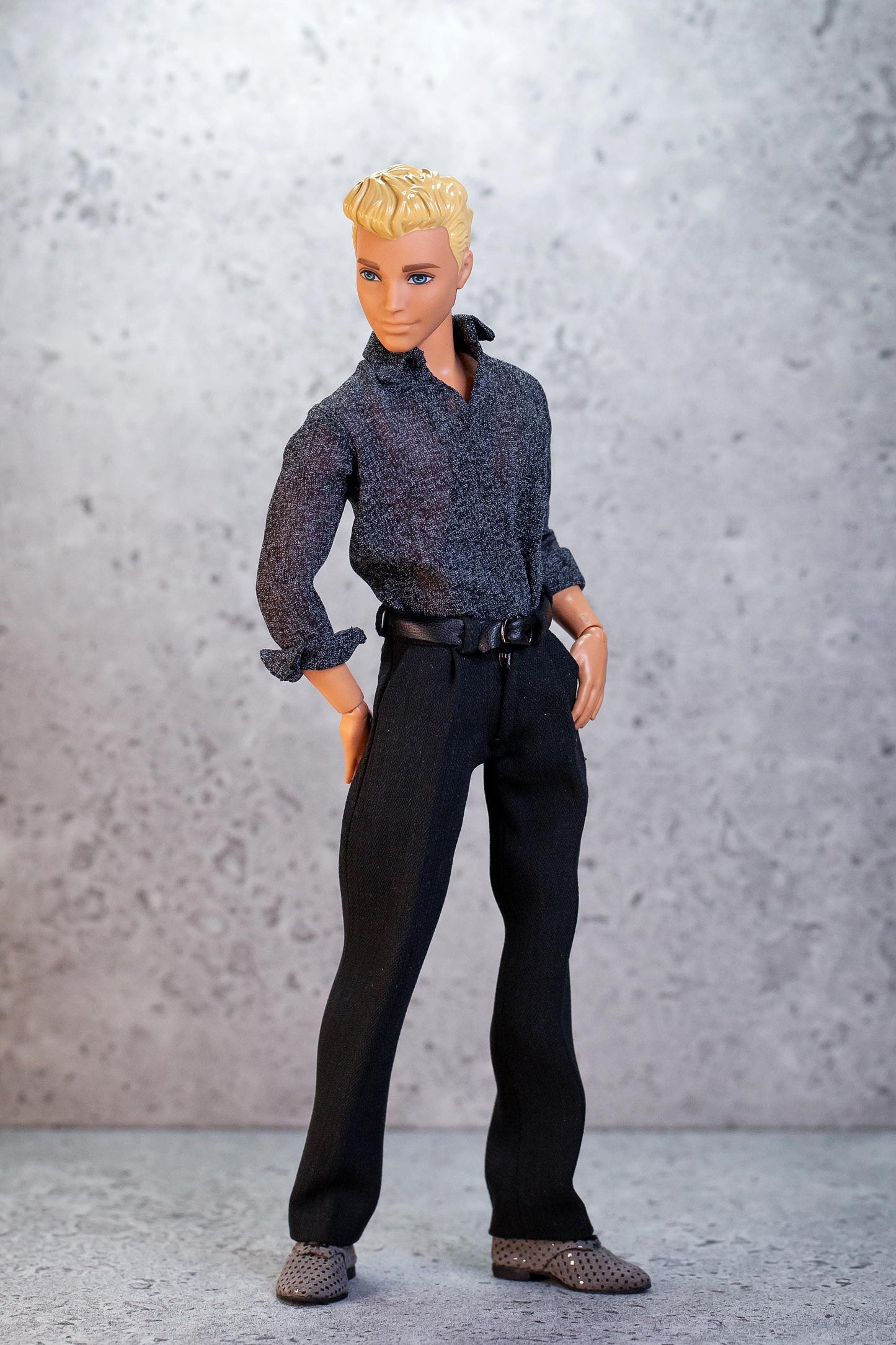 PDF Digital Pattern casual shirt for 1:6 12" male MTM fashion doll. Video tutorial.