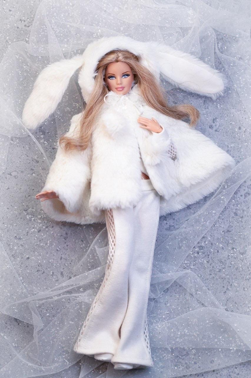 PDF Digital Pattern hooded cape coat for BB dolls & Integrity toys dolls. VIDEO tutorial.