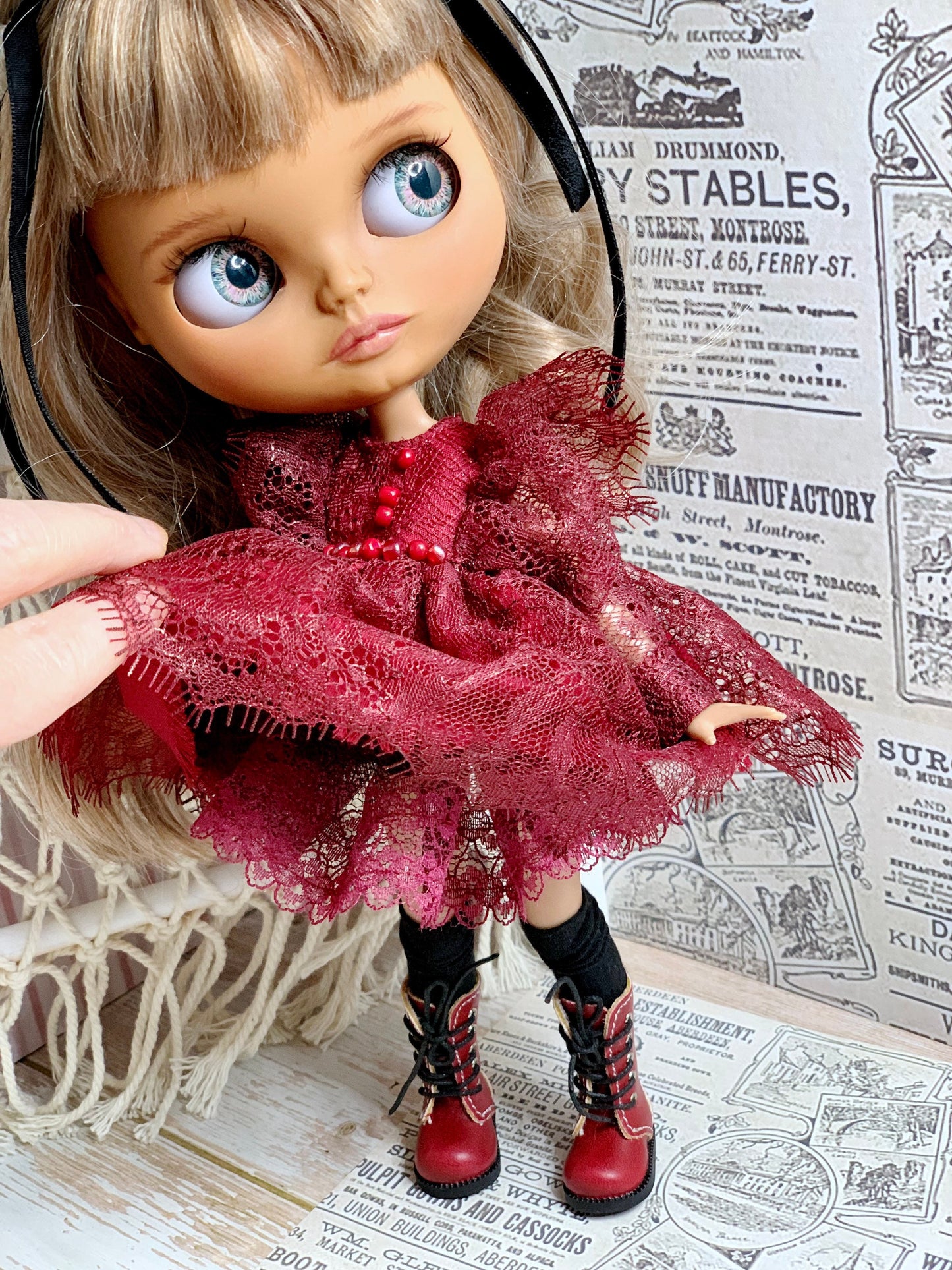 Dark red ball gown for Blythe Doll. 30 cm doll dress with pearls. Dress with a wide, lush skirt.
