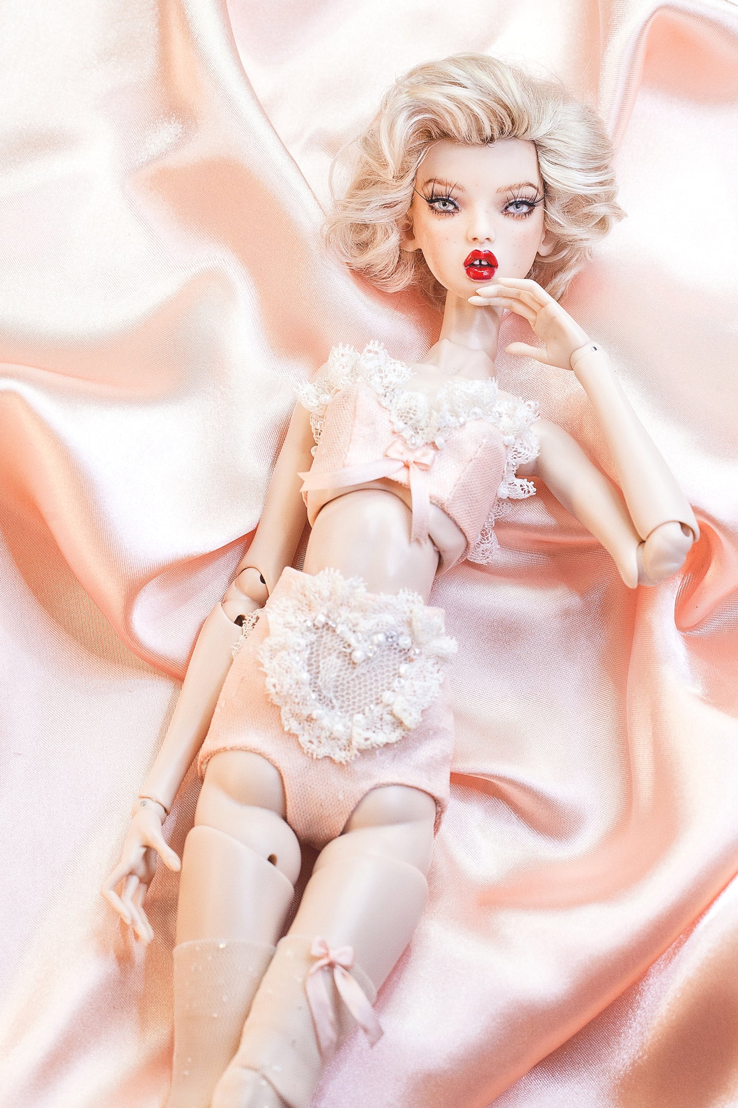 Edle Dessous für Popovy Sisters & Recast Puppen. Pantie + Bra + Strümpfe/ Lingerie