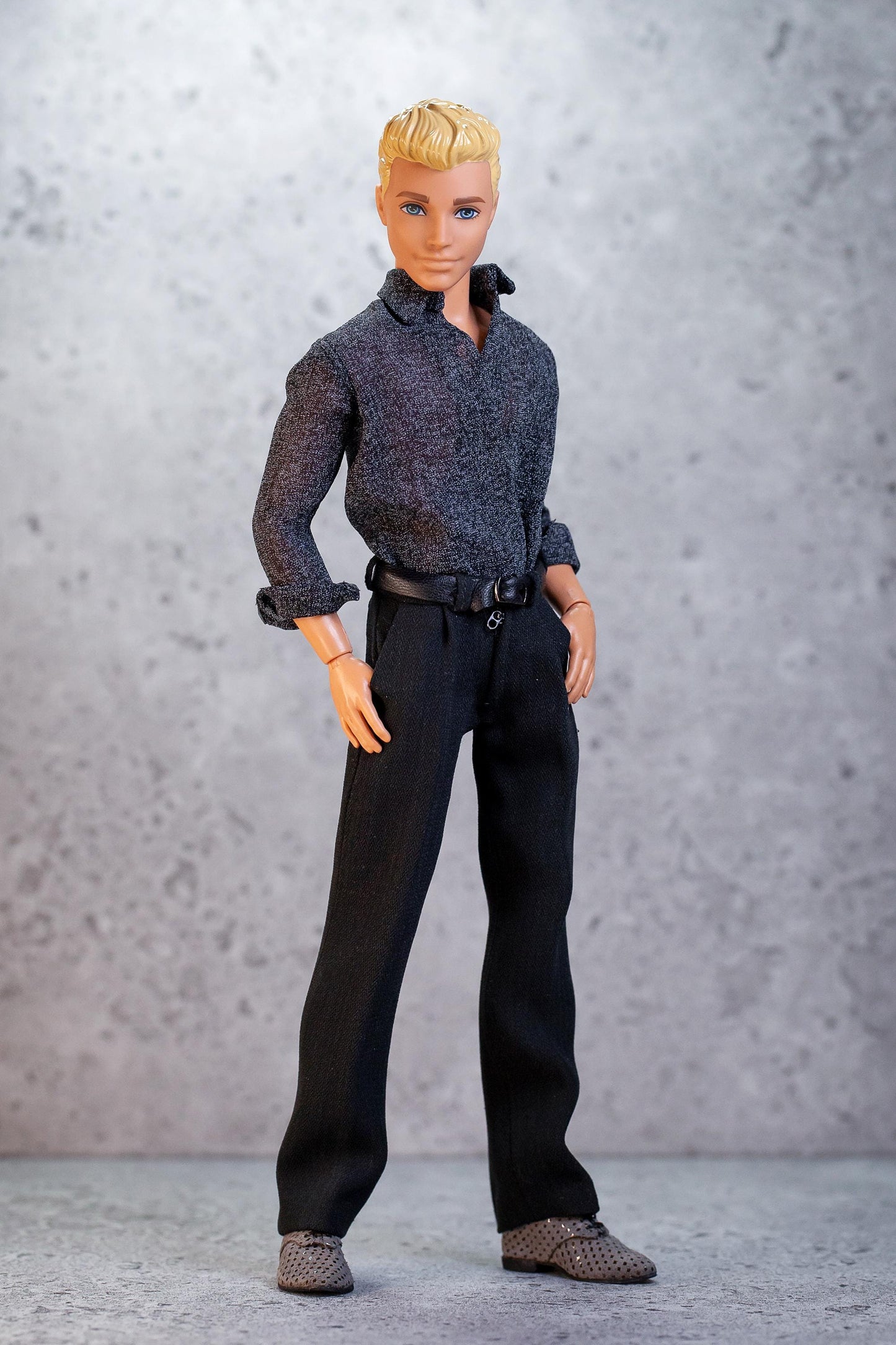 PDF Digital Pattern casual shirt for 1:6 12" male MTM fashion doll. Video tutorial.