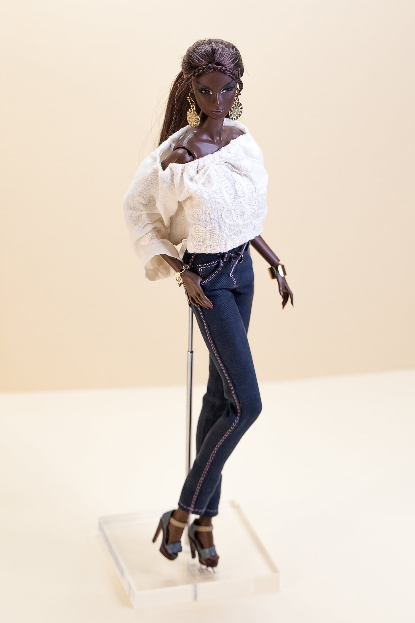 PDF Digital Pattern high waist jeans for BB & Integrity toys dolls. VIDEO tutorial.