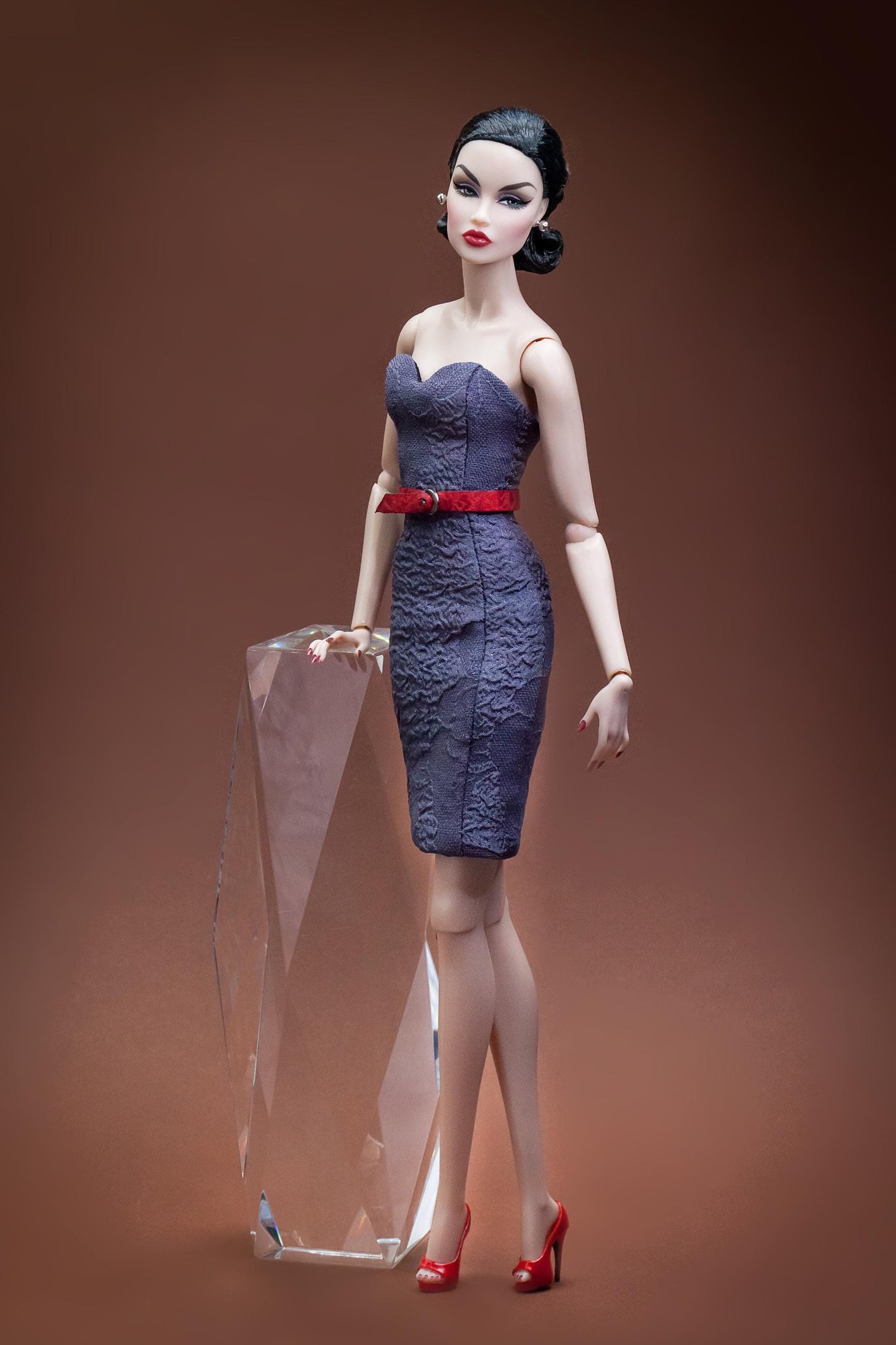 PDF Digital Pattern Etui dress for Fashion Royalty Nu Face BB MTM dolls Integrity toys. Video tutorial.