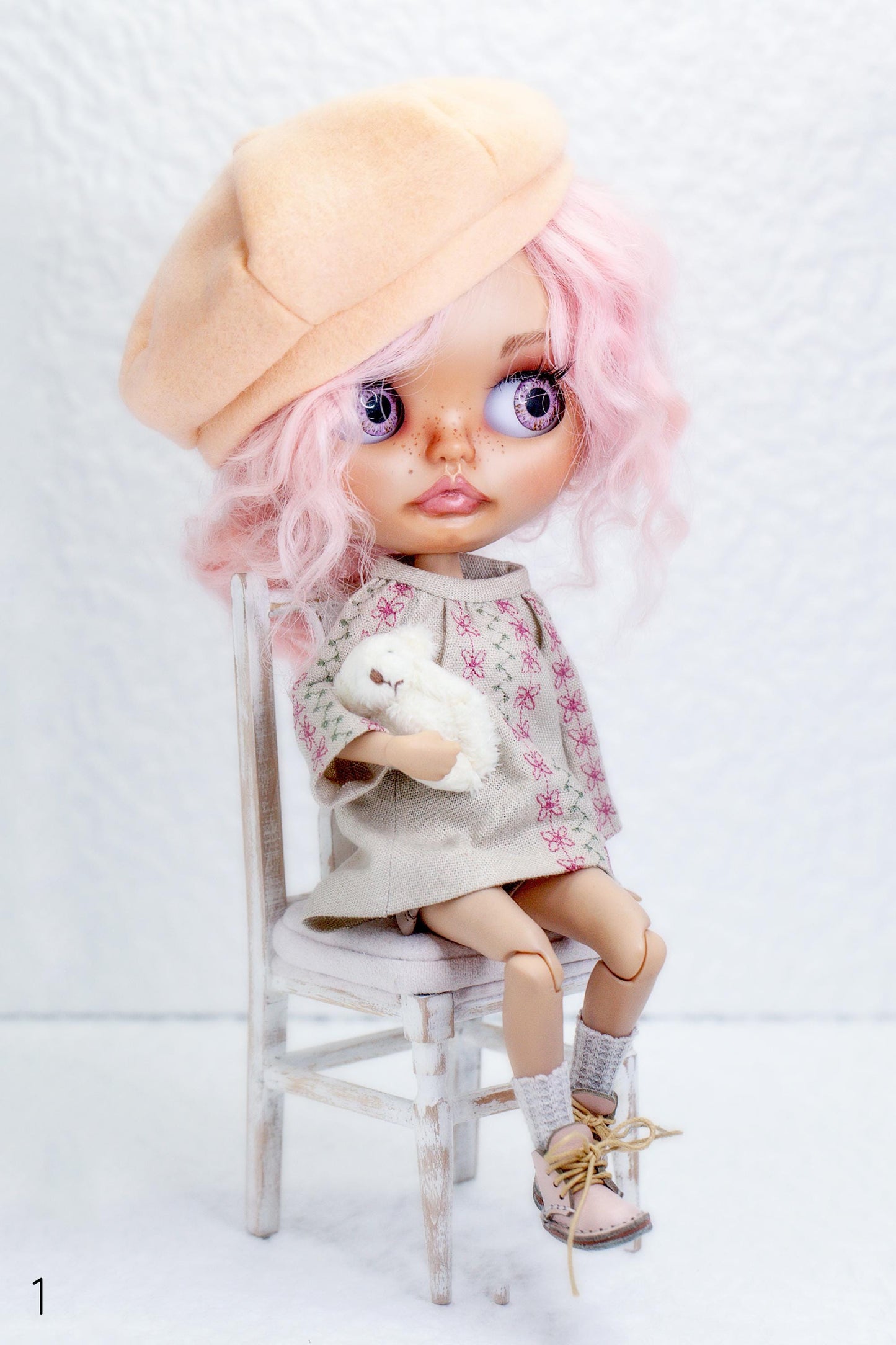 PDF Digital Pattern filt beret cap for Blythe dolls. 6 variations. VIDEO tutorial.