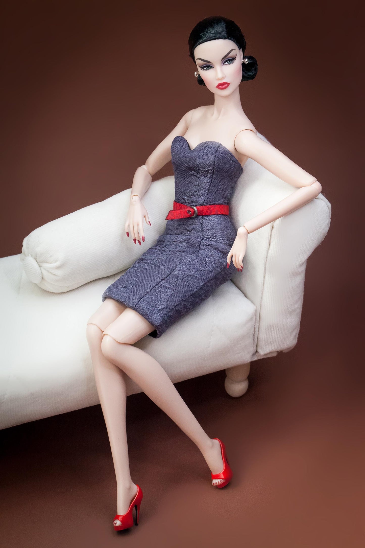 PDF Digital Pattern Etui dress for Fashion Royalty Nu Face BB MTM dolls Integrity toys. Video tutorial.