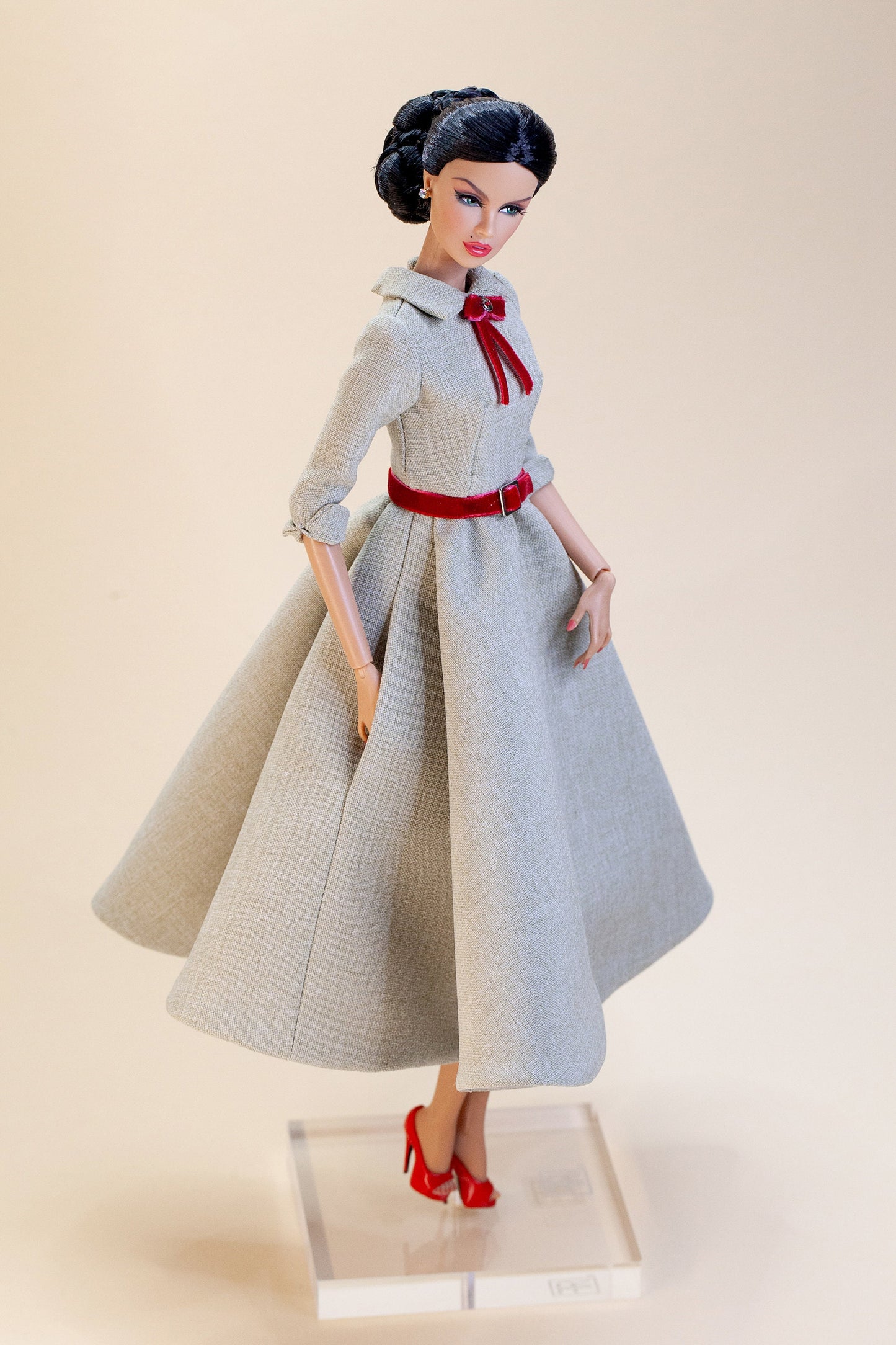 PDF Digital Pattern retro dress for BB & Integrity toys dolls. VIDEO tutorial.