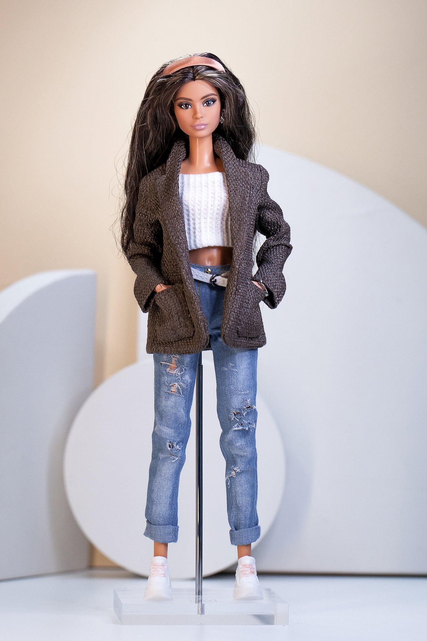 PDF Digital Pattern fashionable blazer jacket for BB & Integrity toys dolls. VIDEO tutorial.