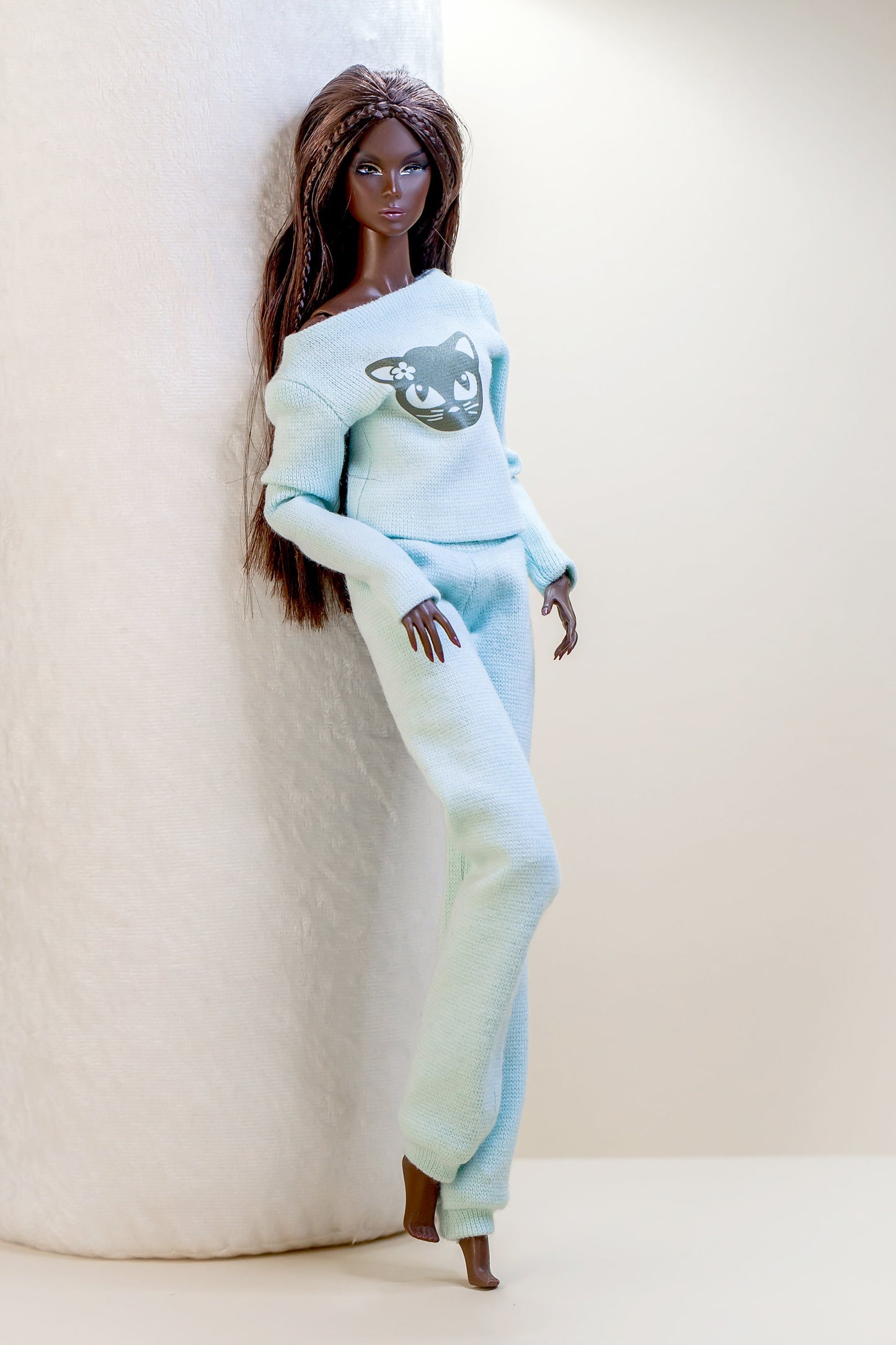 PDF Digital Pattern Pajama for Fashion Royalty Nu Face doll Integrity toys. Tik Tok VIDEO tutorial.