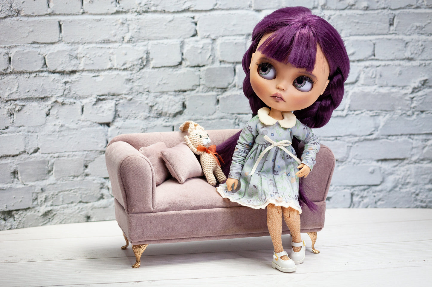 Dress for Blythe Doll. 1:6 doll outfit with collar, gray, blue, beige.