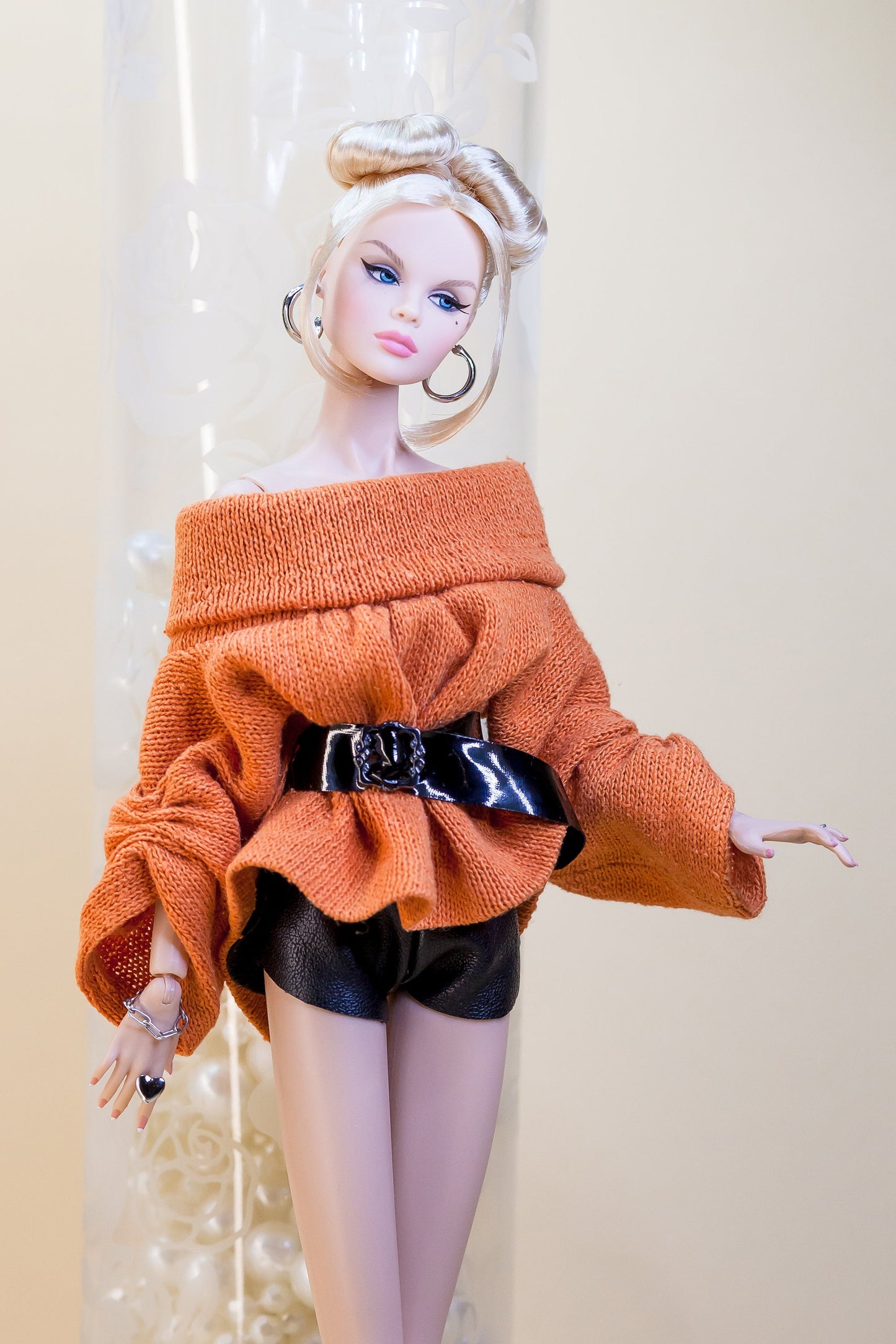 PDF Digital Pattern flowing pleated blouse for BB &amp; Integrity toys dolls. VIDEO tutorial.