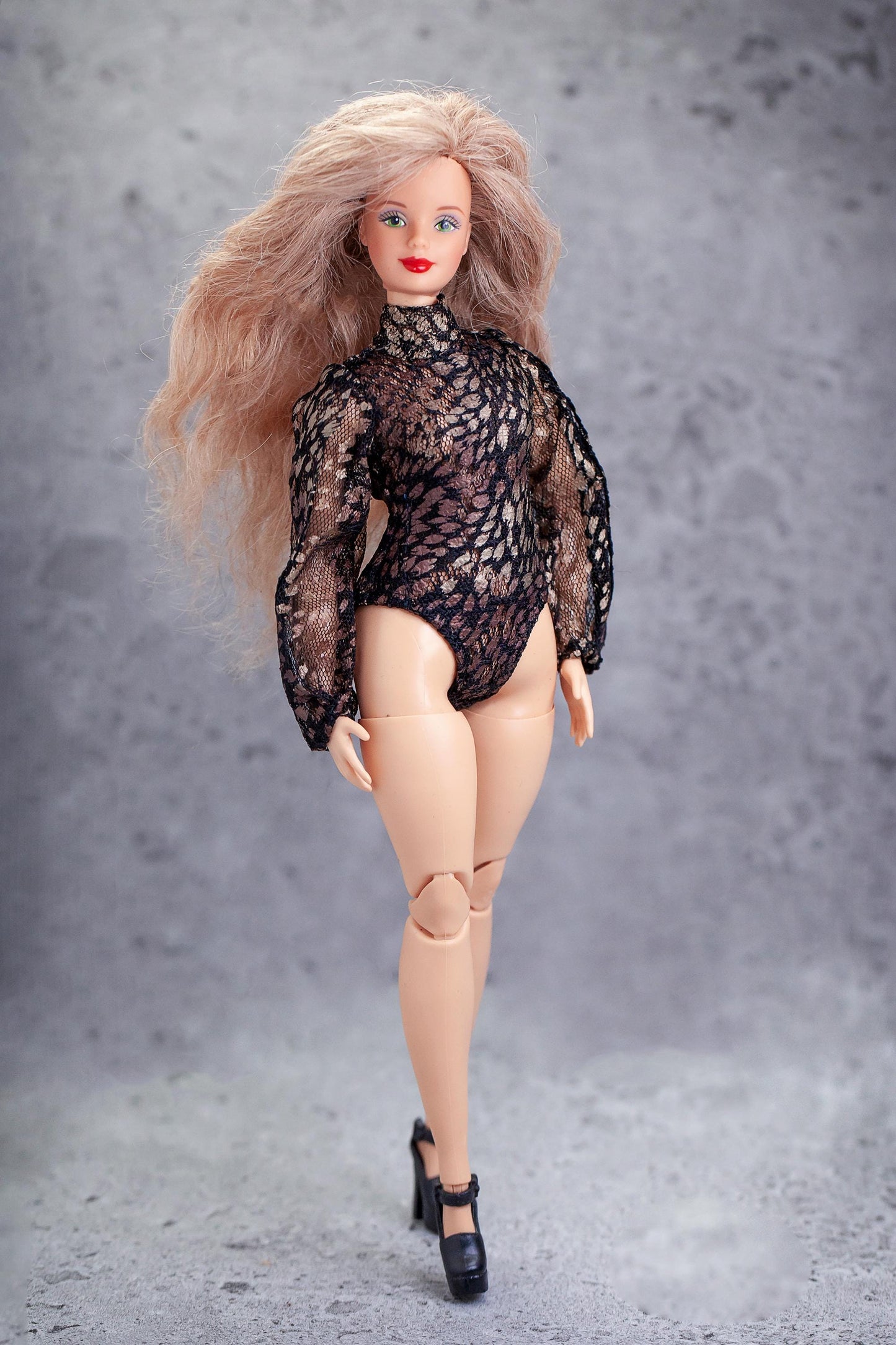 PDF Digital Pattern balloon sleeve body for BB Curve 12 inch fashion doll. Youtube VIDEO tutorial.