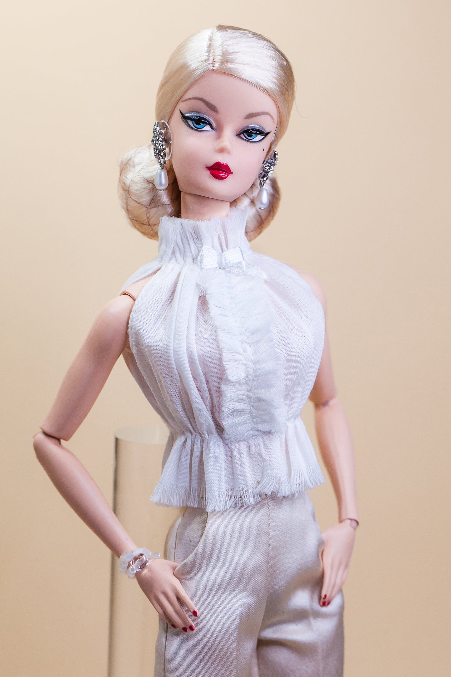 PDF Digital Pattern top blouse for Fashion Royalty Nu Face Integrity toys and BB dolls. Tik Tok VIDEO tutorial.