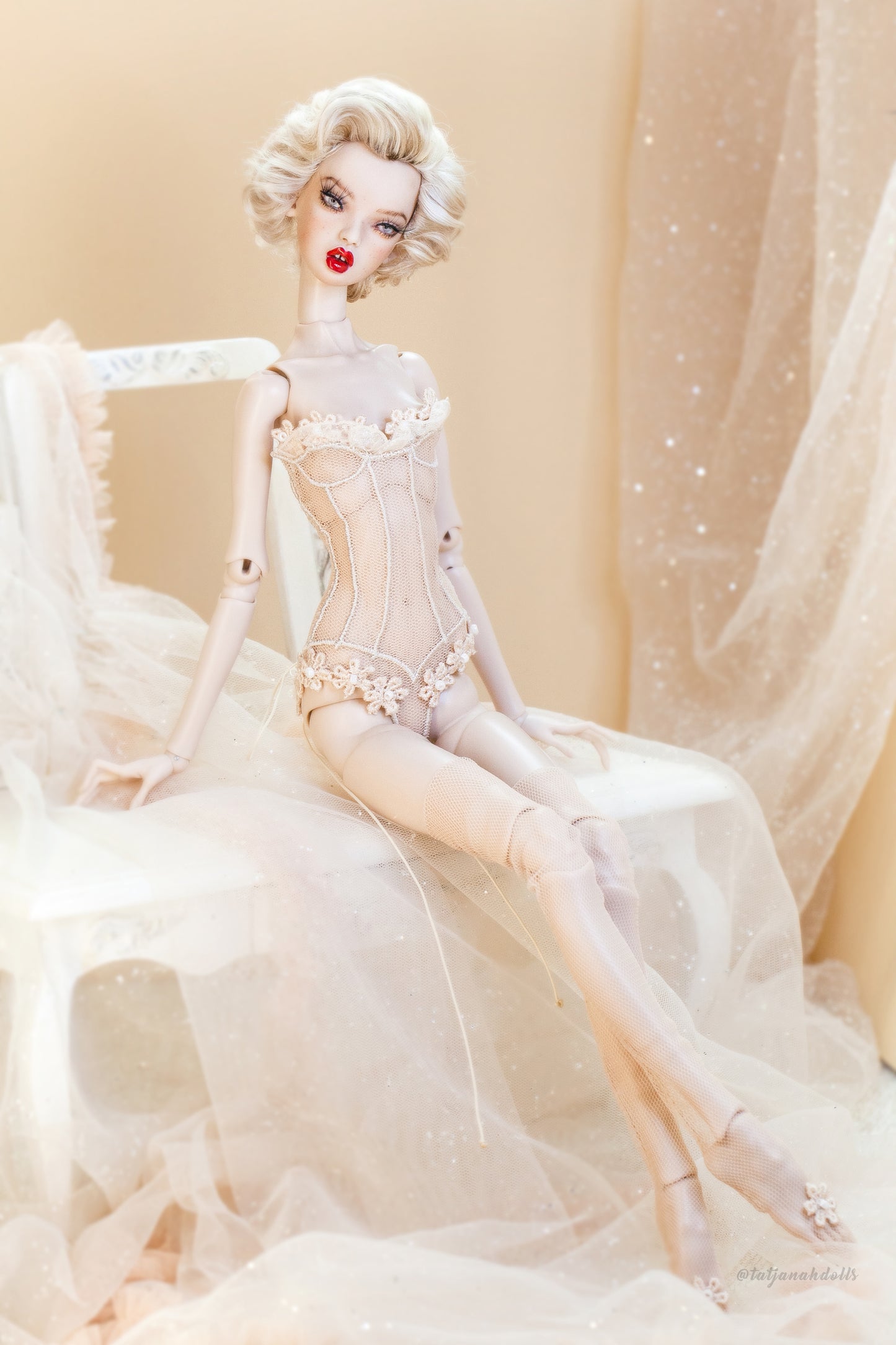 Edle Dessous für Popovy Sisters & Recast Puppen. Body Lingerie Corsage mit Strümpfen und Morgenmantel