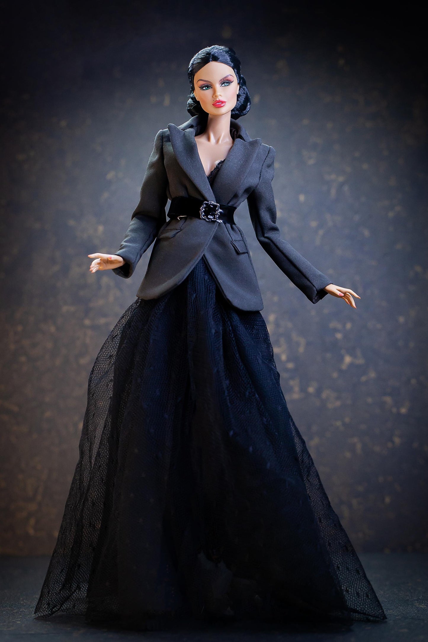 PDF Digital Pattern oversize jacket blazer Fashion Royalty Nu Face Poppy Parker BB dolls Integrity toys. VIDEO tutorial.
