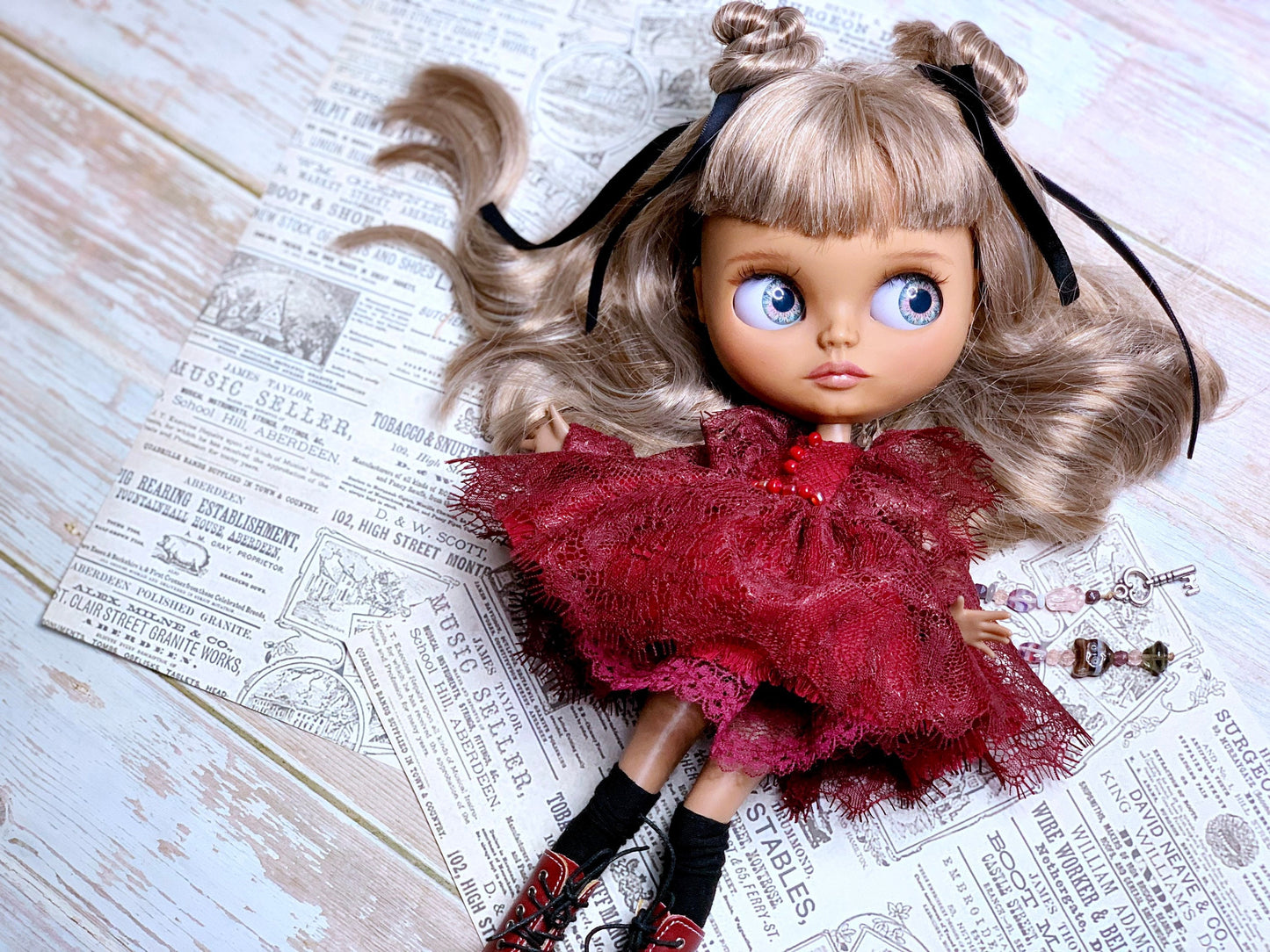 Dark red ball gown for Blythe Doll. 30 cm doll dress with pearls. Dress with a wide, lush skirt.
