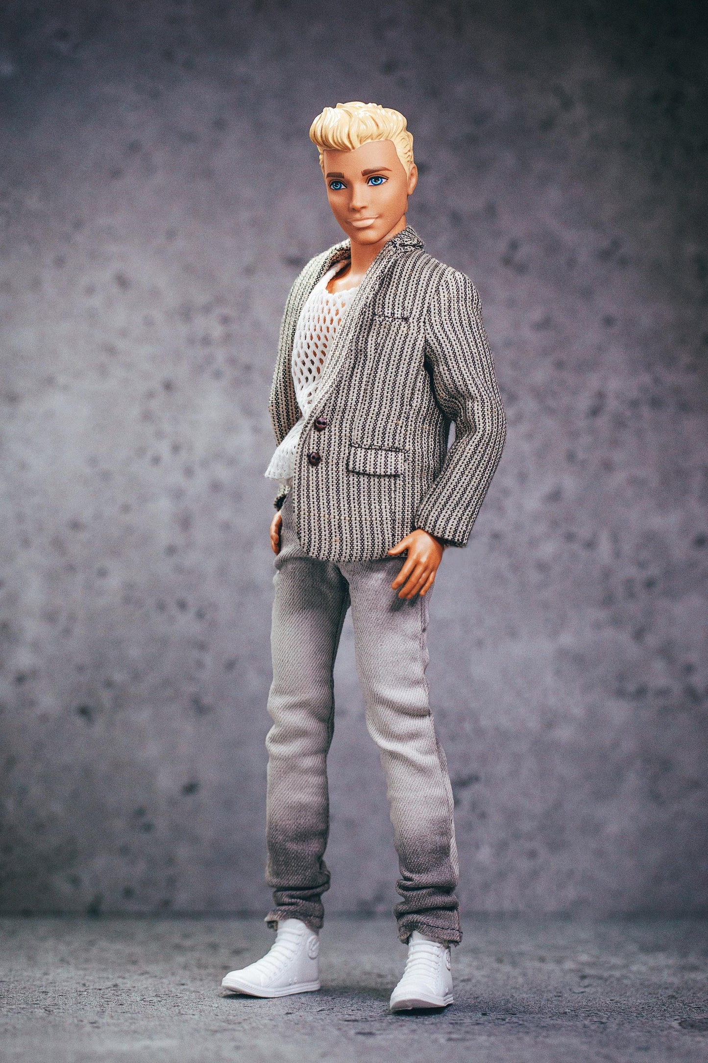 PDF Digital Pattern slim fit jacket coat for 1:6 12" male MTM fashion doll. Video tutorial.