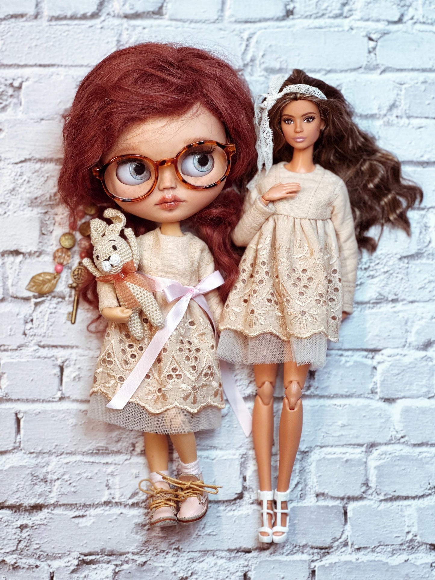 PDF Digital Pattern vintage dress for BB and Blythe dolls. Youtube VIDEO