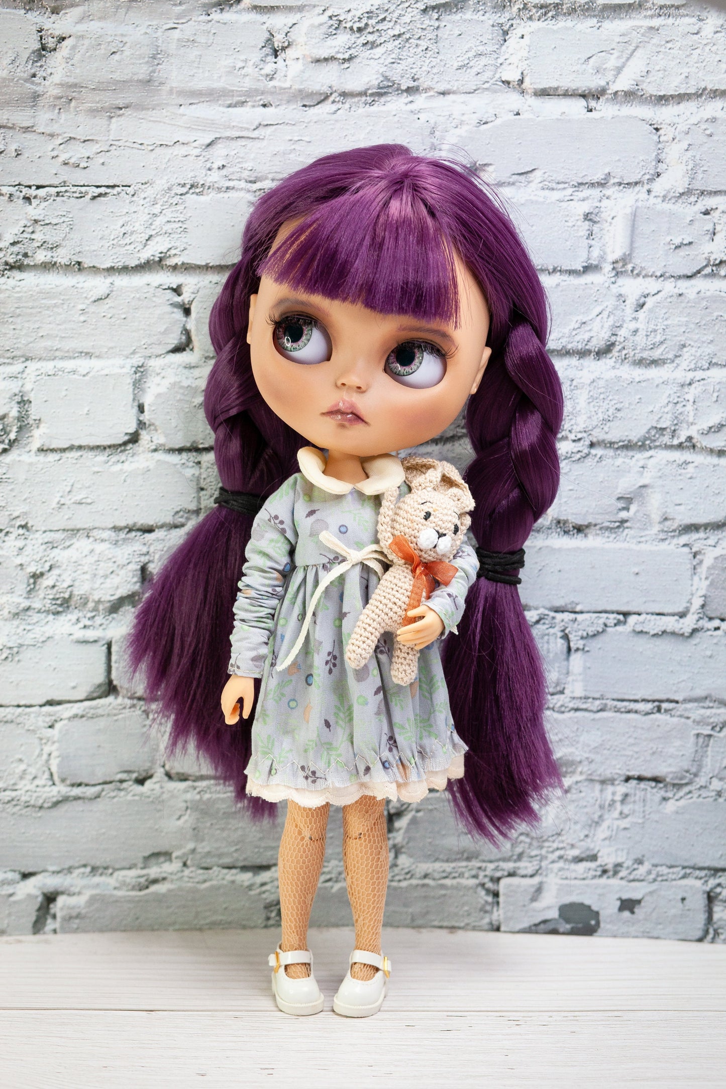 Dress for Blythe Doll. 1:6 doll outfit with collar, gray, blue, beige.