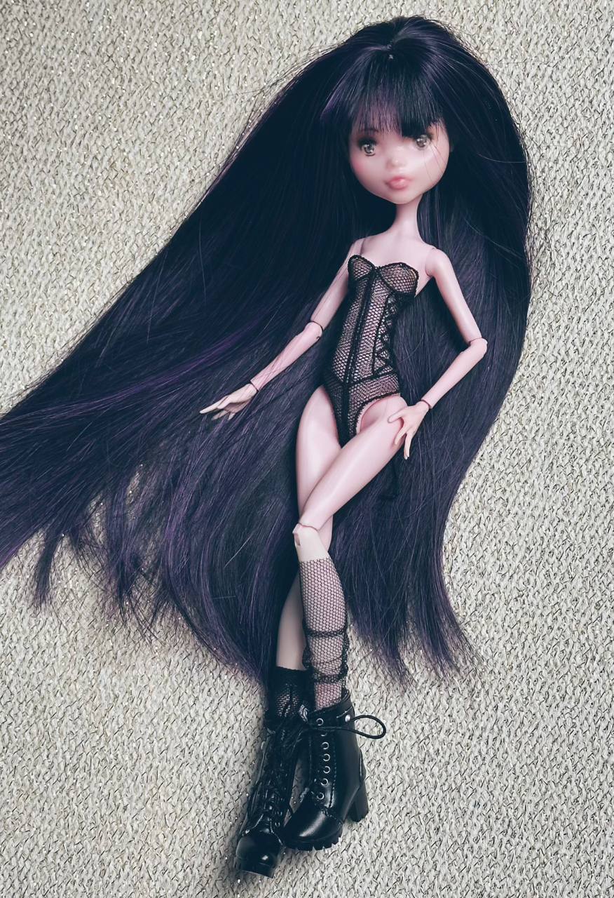 Edler Body für Monster DOLL G1 basic + adult Puppen. Gestickte Corsage. Body Lingerie Corset