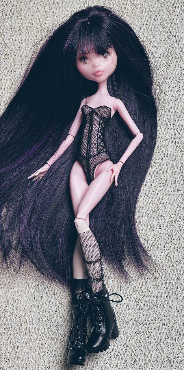 Edler Body für Monster DOLL G1 basic + adult Puppen. Gestickte Corsage. Body Lingerie Corset