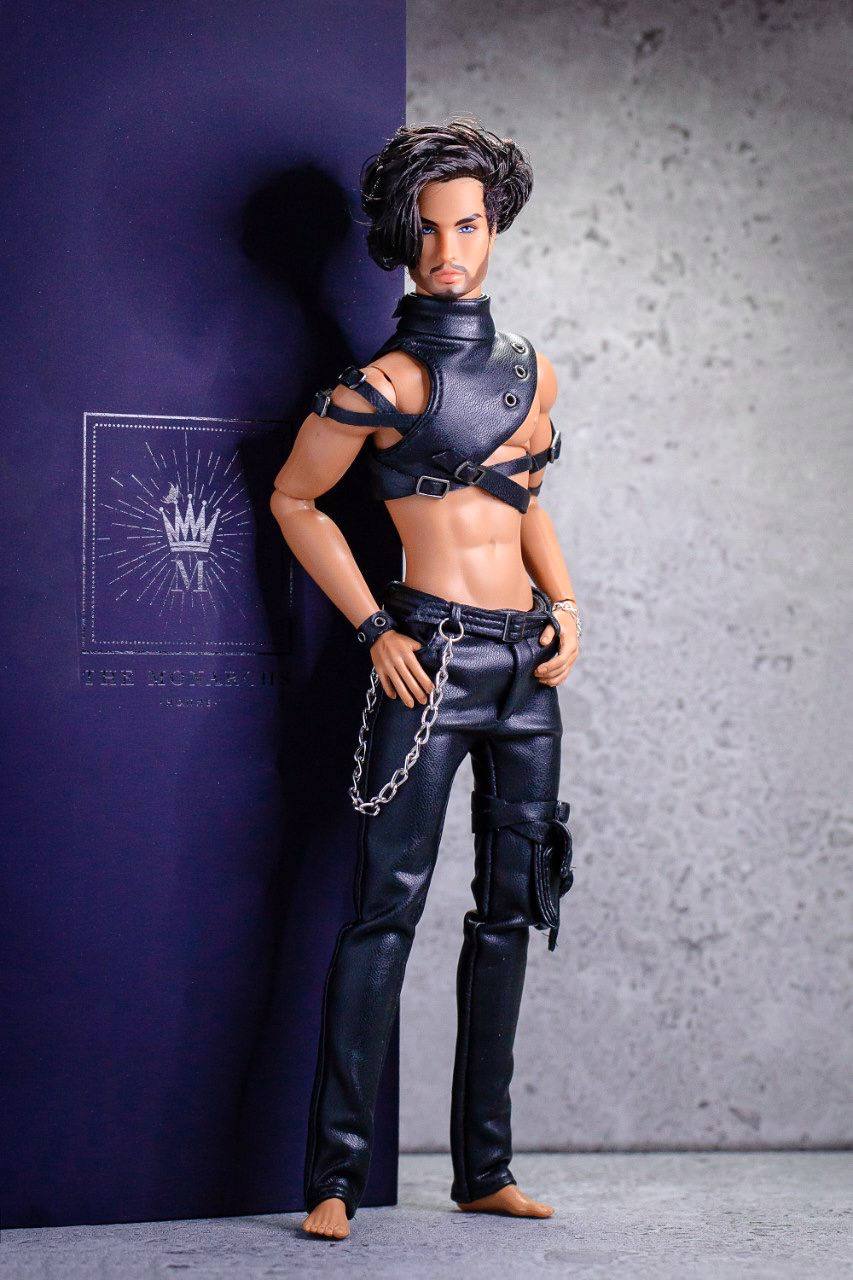 PDF Digital Pattern Leder Gotik - Punk -  Shoulder Harness, Portupe für Adonis Mizi JHD Male Doll  + Video Tutorial