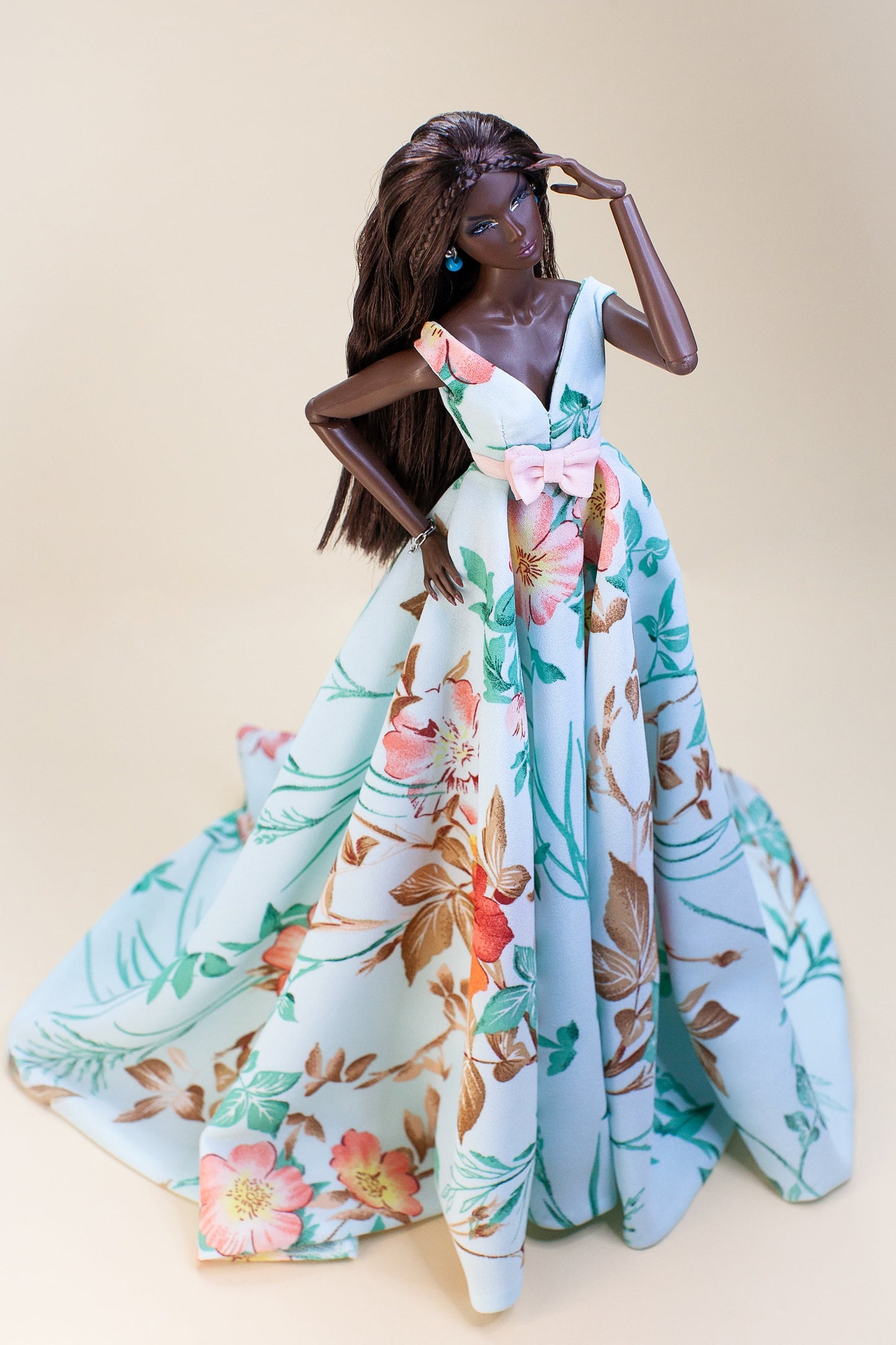Long dress with slit for Integrity Toys Fashion dolls.