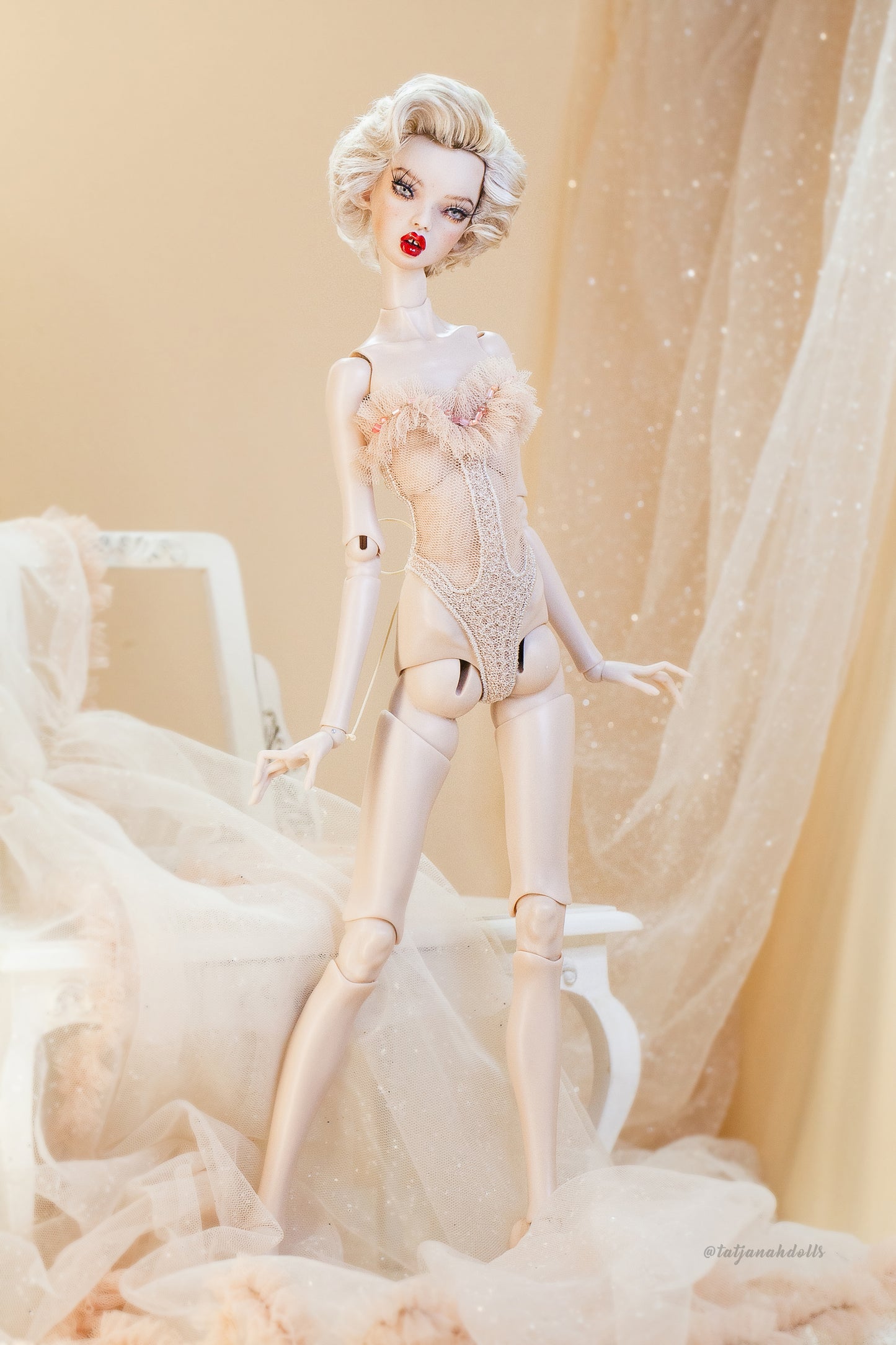 Edle Dessous für Popovy Sisters & Recast Puppen. Body Lingerie Corsage mit Strumpfband und Morgenmantel