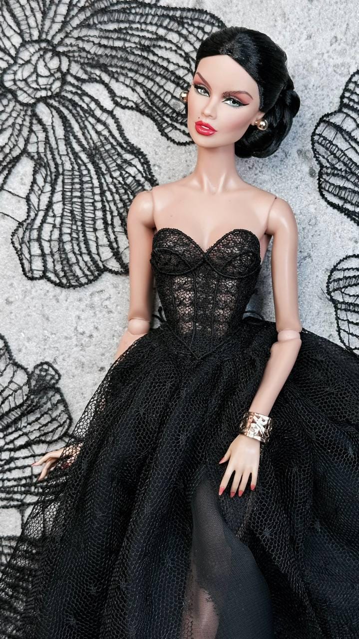 Digital Embroidery /embroidered short corset for Integrity toys &amp; BB MTM dolls. + Tutorial