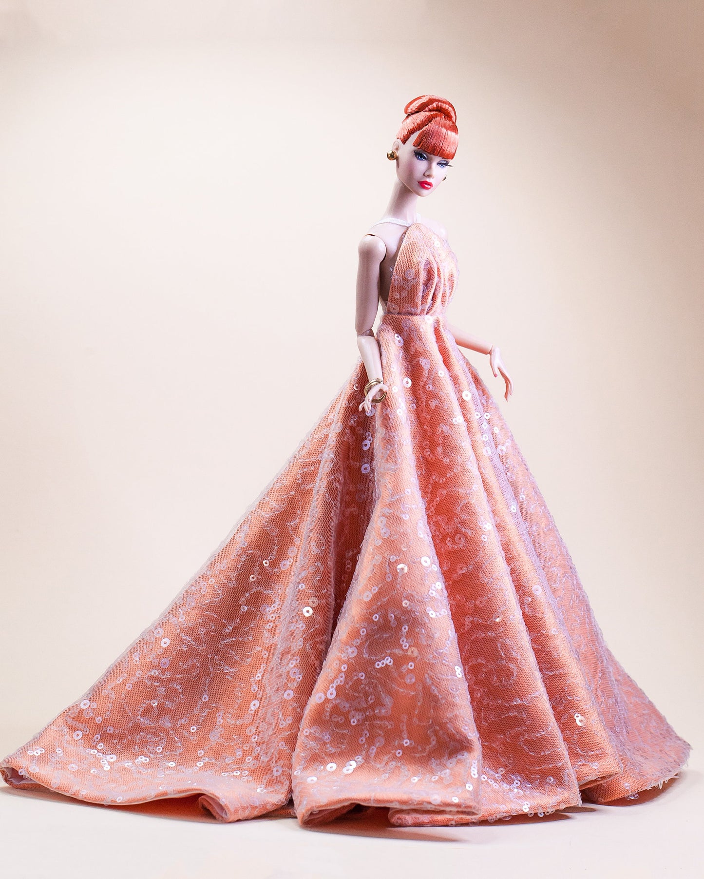 Peach glitter dress for Integrity toys Fashion Royalty Nu Face Poppy Parker dolls.