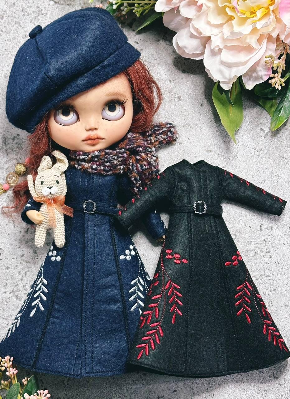 Blythe doll coat with a beret cape and floral embroidery. Boho vintage outfit for doll.