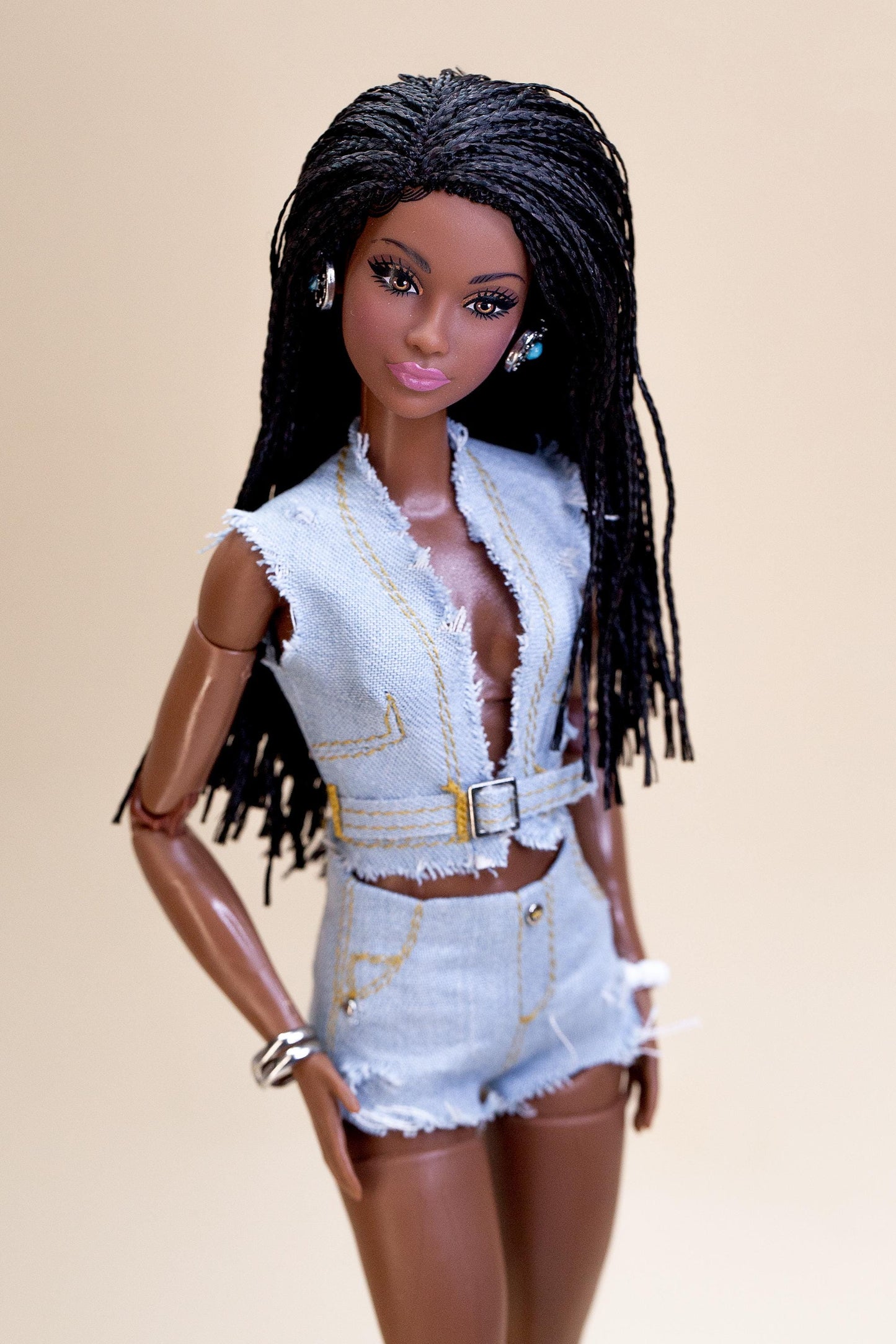 PDF Digital Pattern top &amp; shorts for Fashion Royalty Nu Face and BB dolls Integrity toys. VIDEO tutorial.