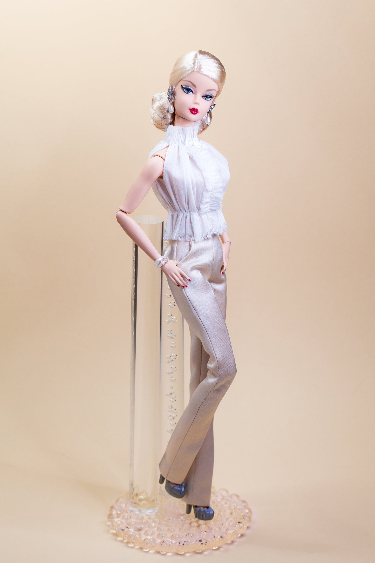 PDF Digital Pattern top blouse for Fashion Royalty Nu Face Integrity toys and BB dolls. Tik Tok VIDEO tutorial.