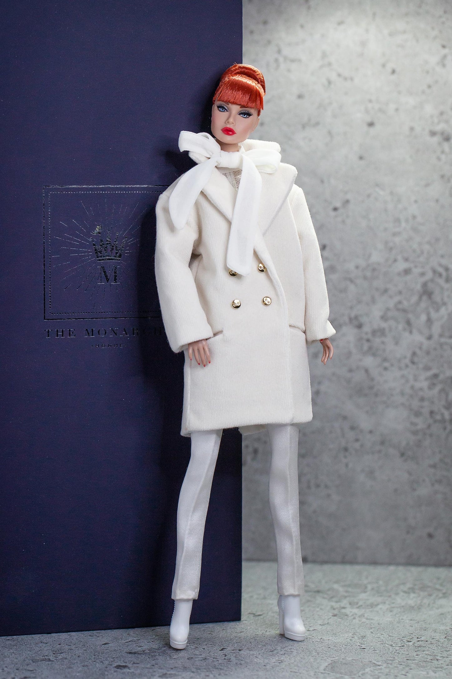 PDF Digital Pattern trench coat for BB &amp; Integrity toys 1:6 dolls. VIDEO tutorial instructions.