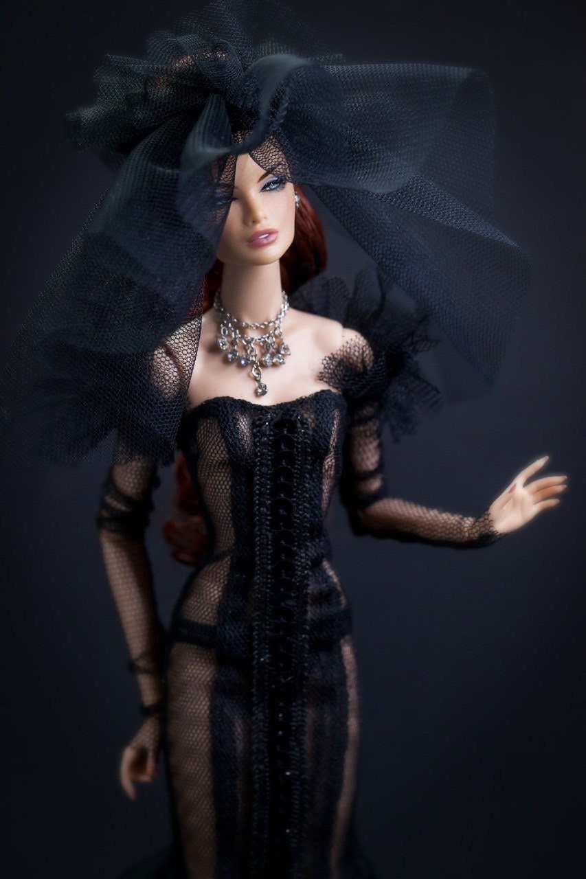 Black evening dress for Integrity toys Fashion Royalty Nu Face Poppy Parker dolls.