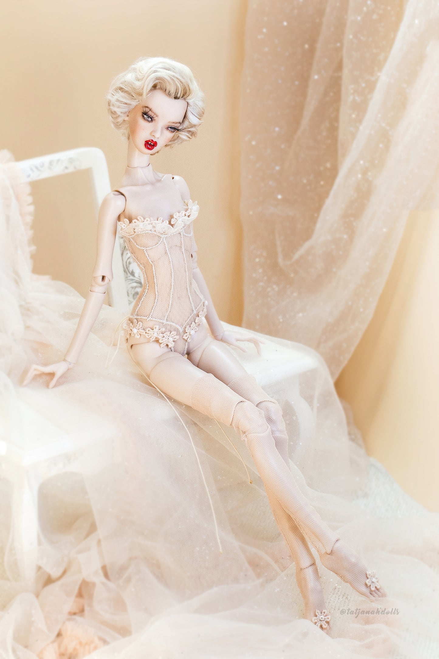 Edle Dessous für Popovy Sisters & Recast Puppen. Body Lingerie Corsage mit Strümpfen und Morgenmantel