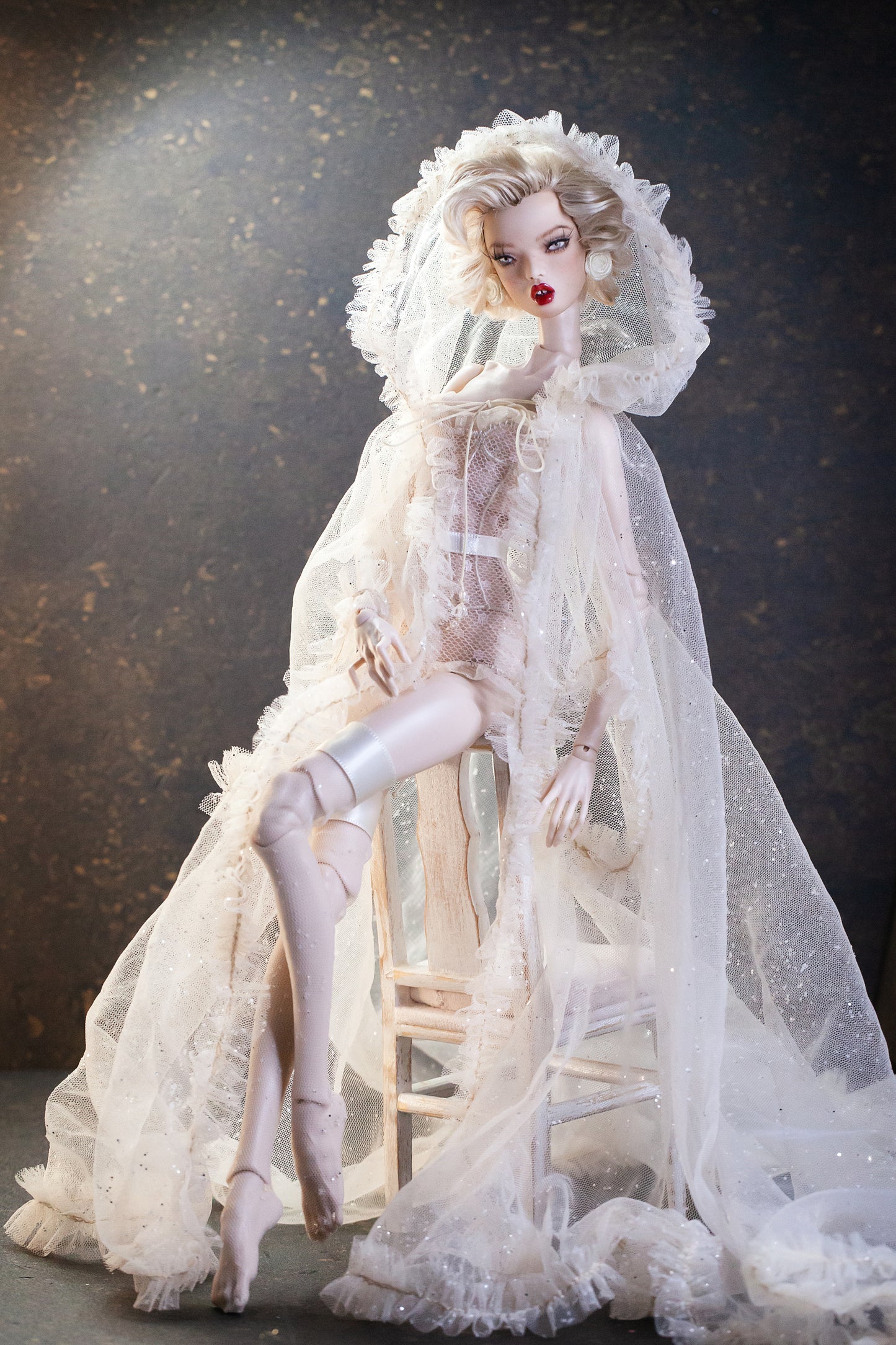 Edle Dessous für Popovy Sisters & Recast Puppen. Body Lingerie Corsage mit Strümpfen und Morgenmantel