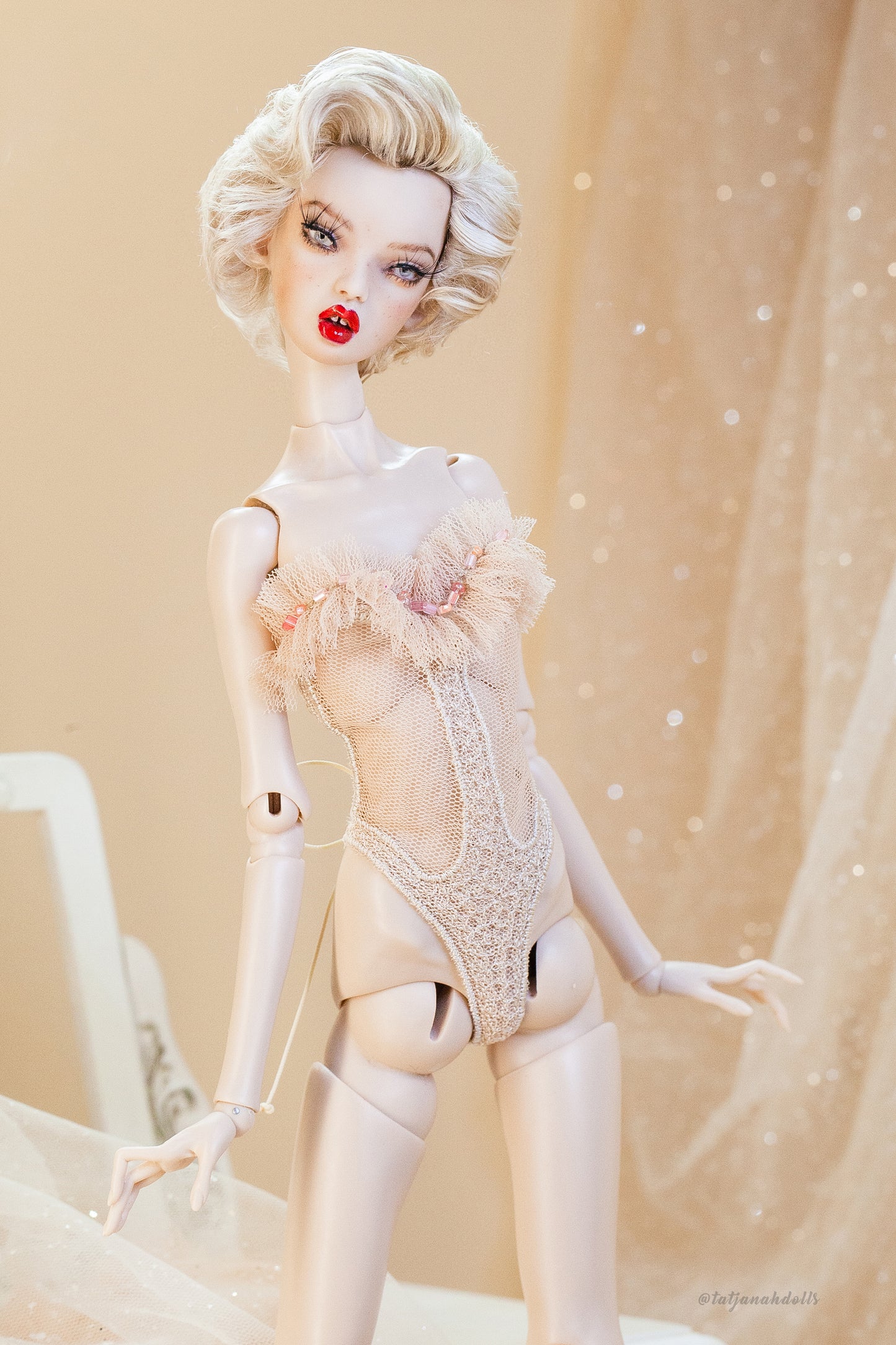 Edle Dessous für Popovy Sisters & Recast Puppen. Body Lingerie Corsage mit Strumpfband und Morgenmantel