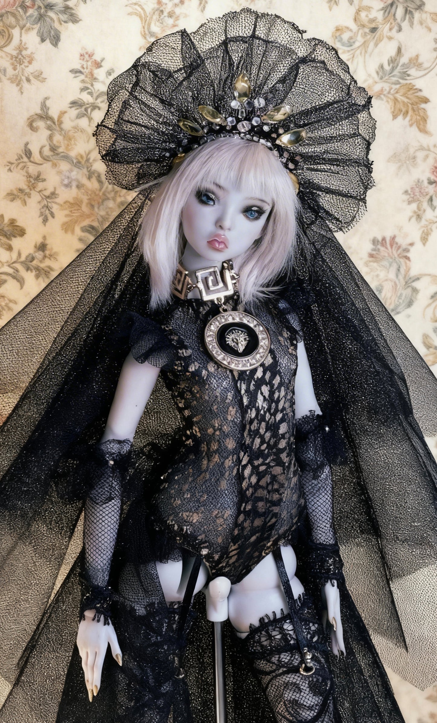 Einzelstück! Edles Gotik Outfit  schwarz- gold für Popovy Sisters VENUS BJD 1/4 Puppen.