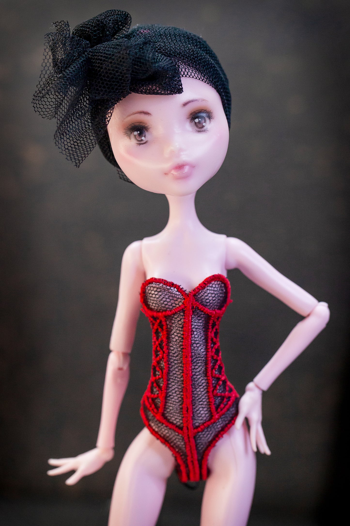 Edler Body für Monster DOLL G1 basic + adult Puppen. Gestickte Corsage. Body Lingerie Corset